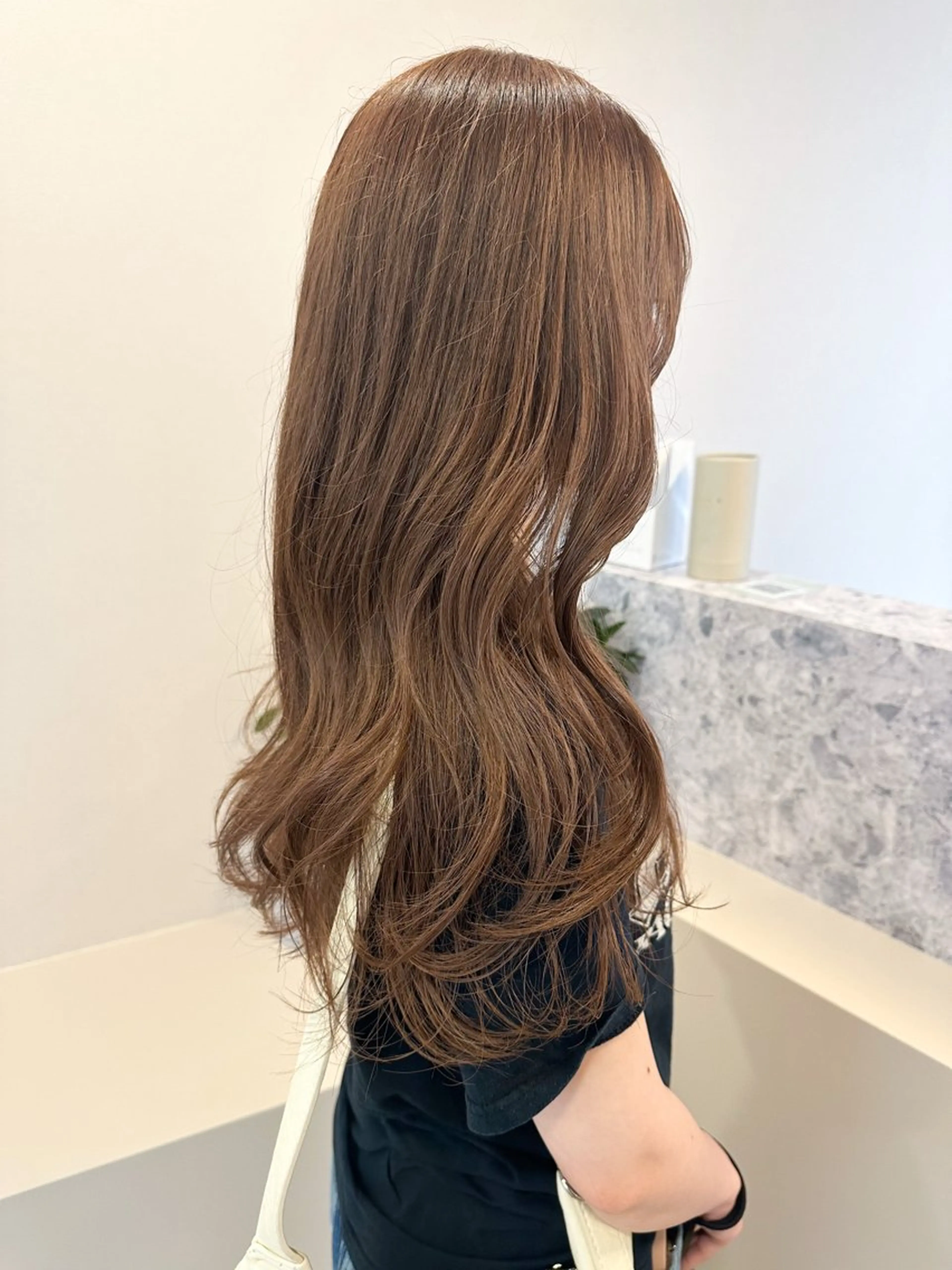 ロング カラー ブリーチ ブラウンカラー 🌼透明感艶カラー オリーブ🌼河村咲のヘアスタイル