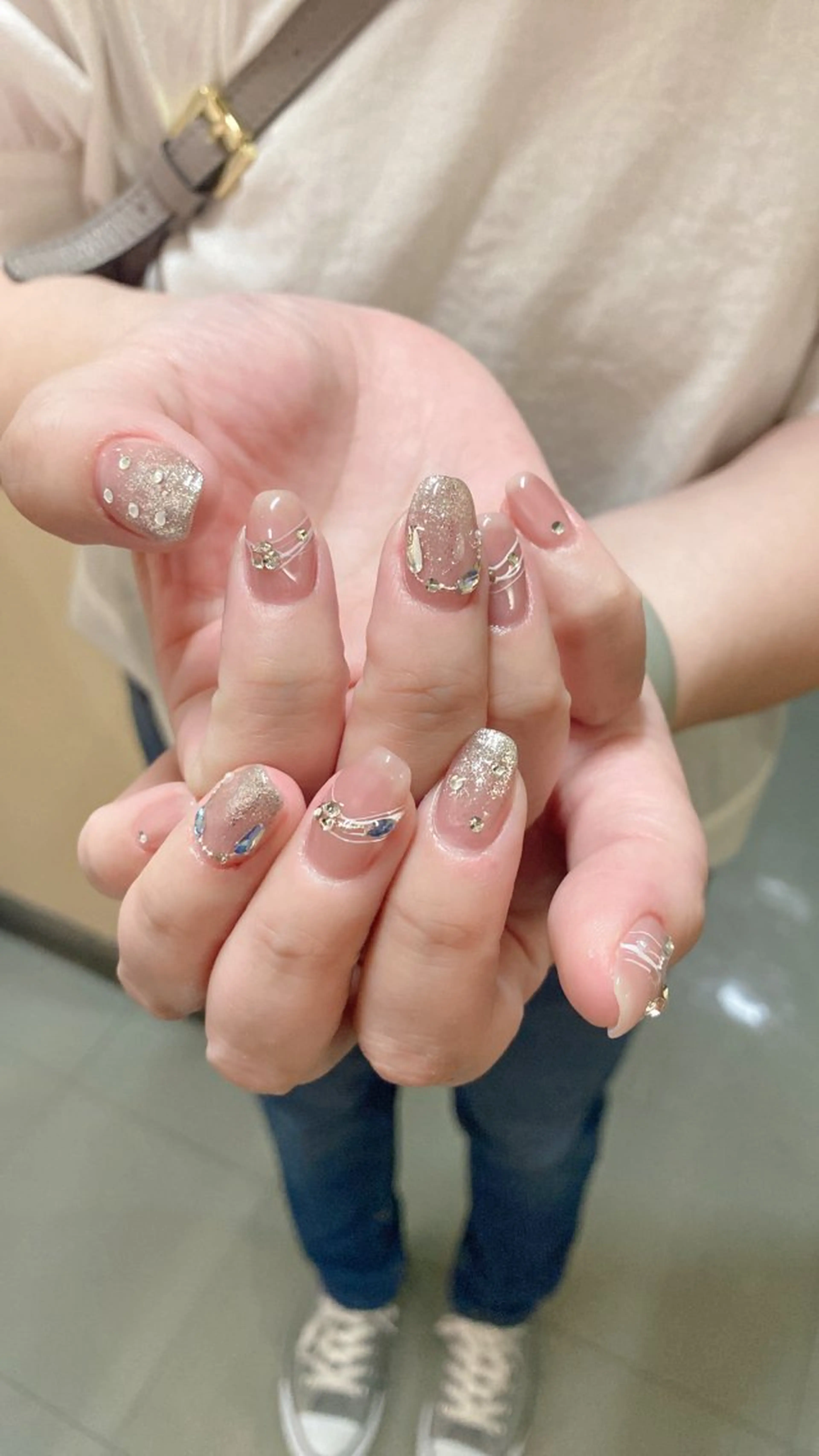 ネイル Nikoネイルサロン中野店所属・merci リカのネイルデザイン