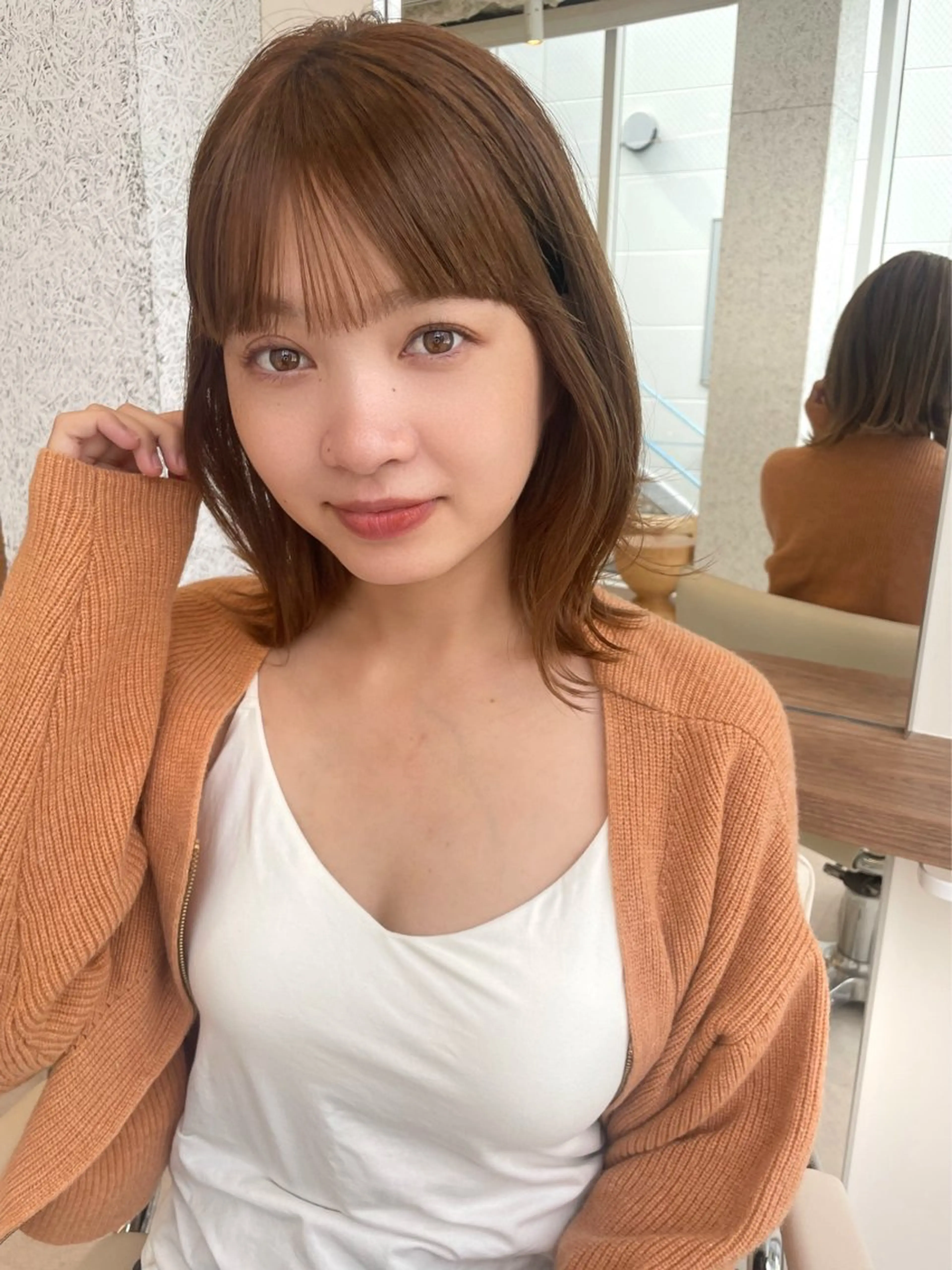 ミディアム ボブレイヤー ボブ くびれヘア 韓国風ヘア レイヤーカット カット ヘアカラー 結べるレイヤーボブ くびれLady表参道のヘアスタイル