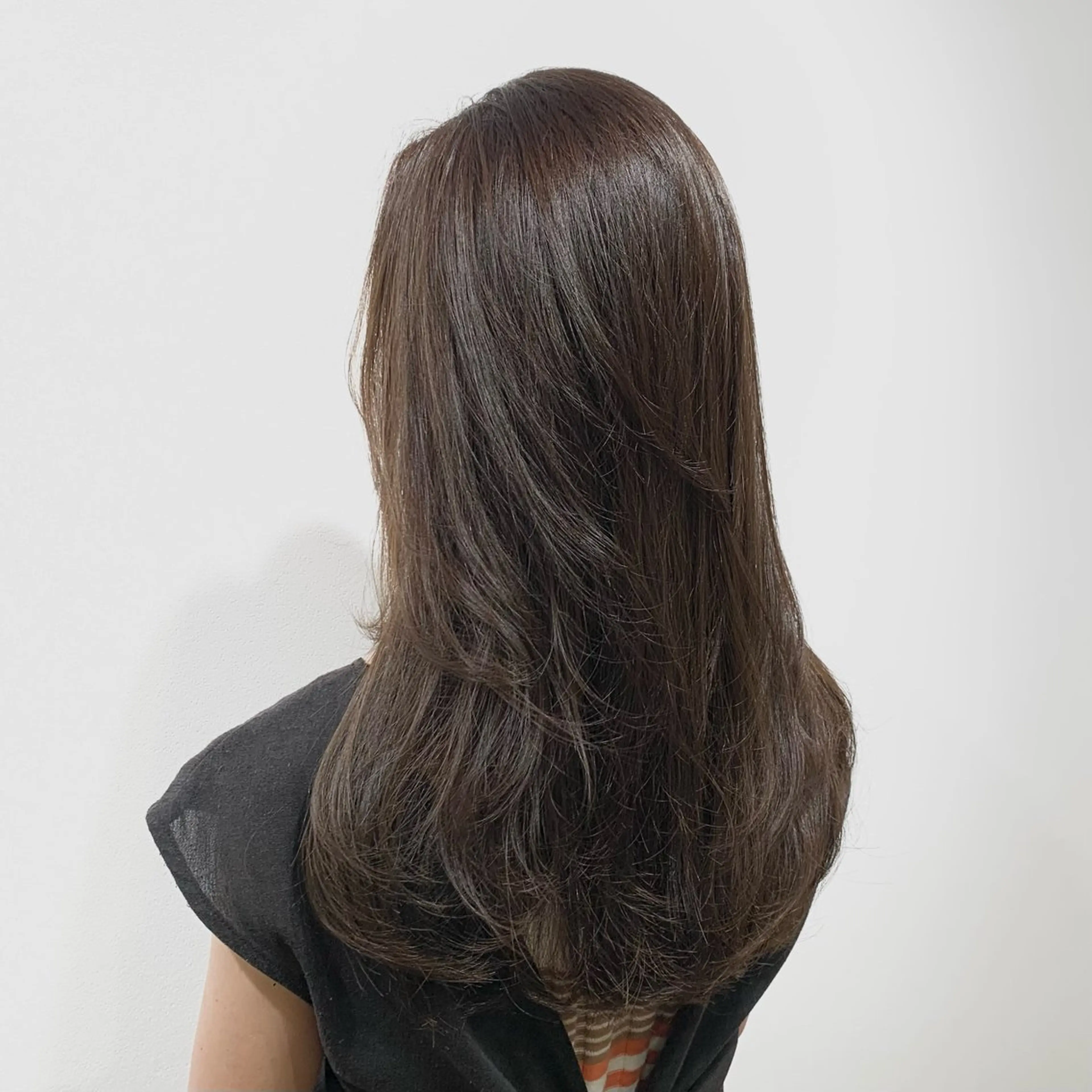 ロング カラー ヘアアレンジ キヨミ 韓国レイヤーカットのヘアスタイル