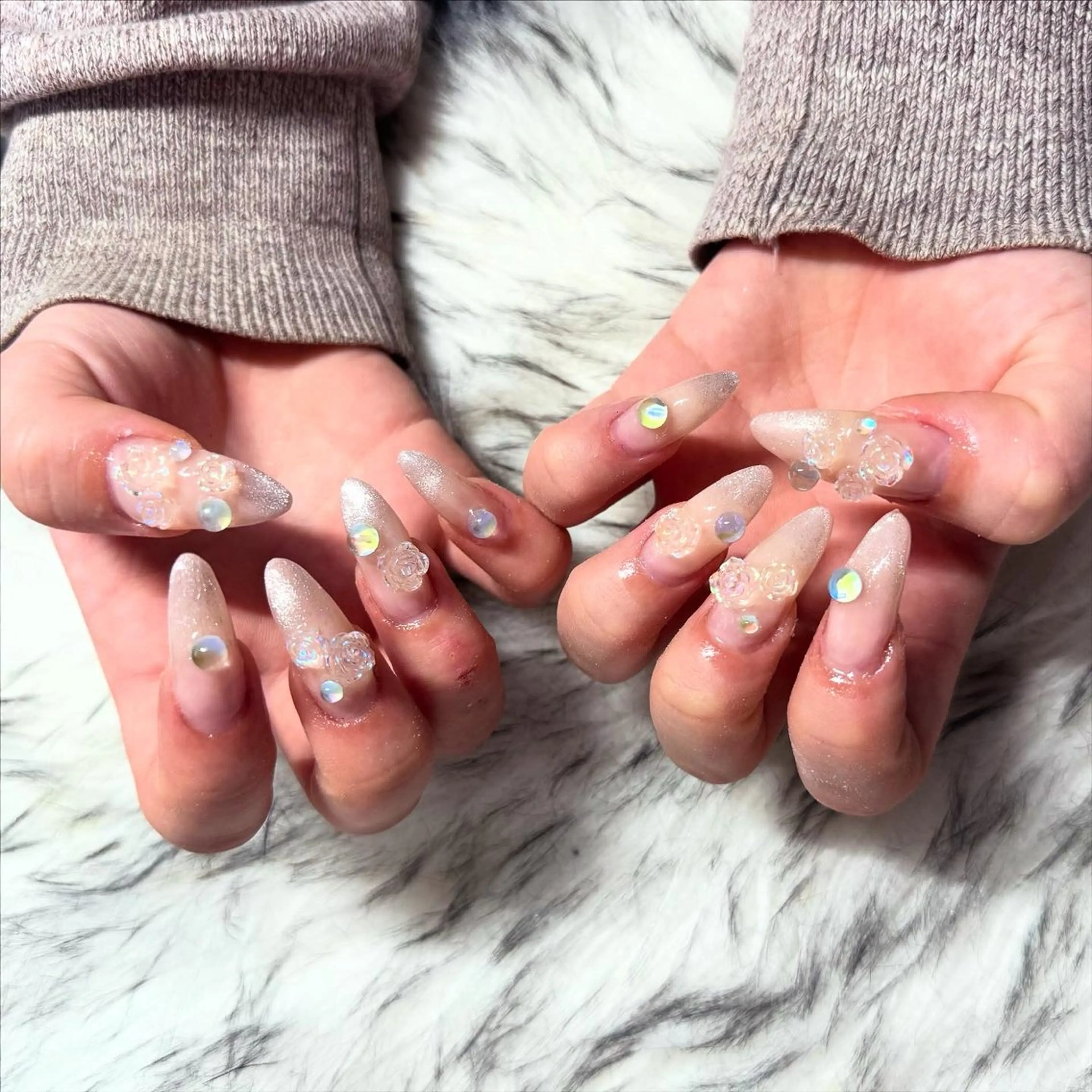 ロング ハンドネイル mao .のネイルデザイン