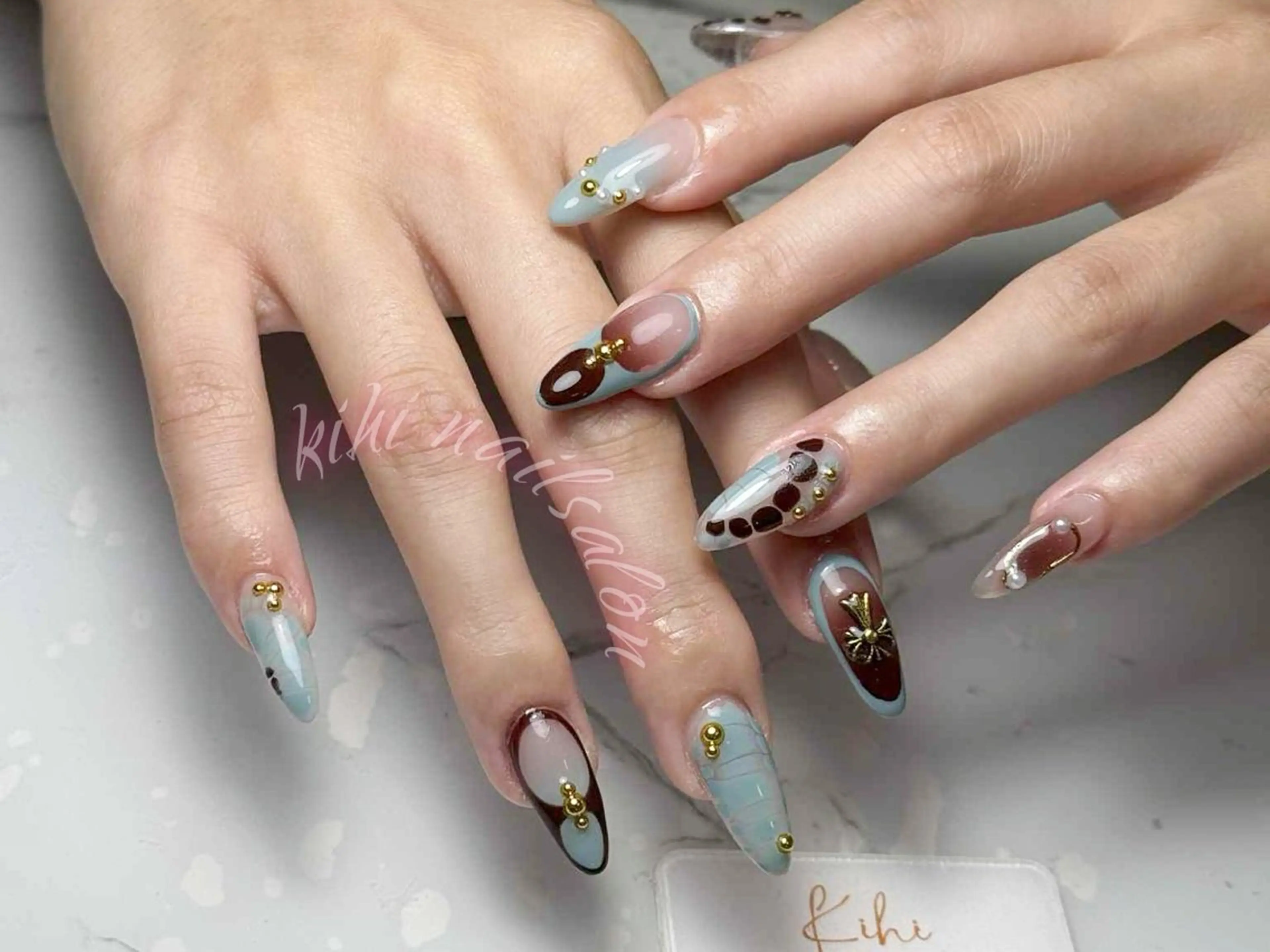 ネイル アートネイル フレンチネイル ジェルネイル グラデーション 韓国ネイル ハンドネイル ハンドケア さくら💮💮 【オフ無料】のネイルデザイン