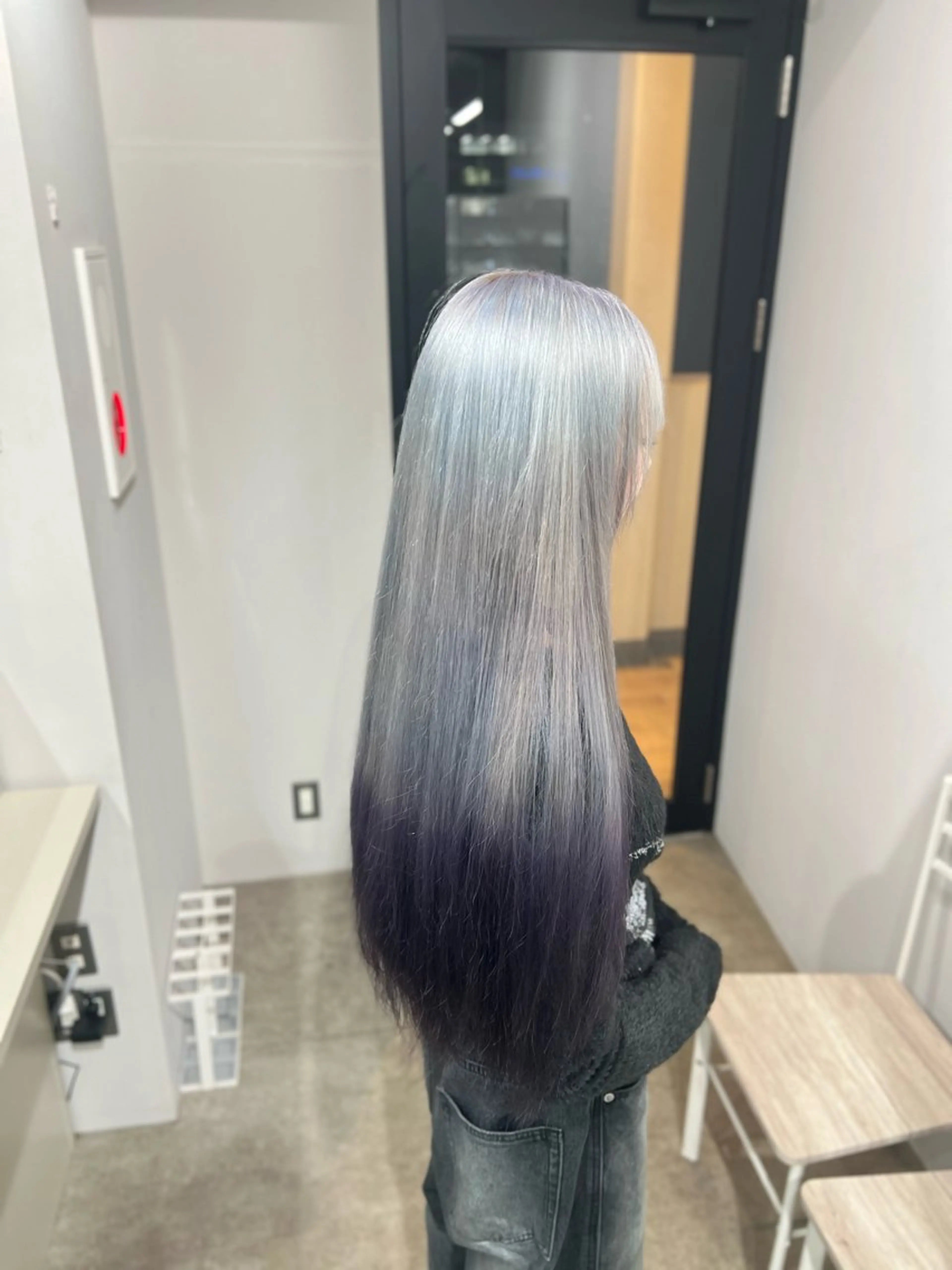 ロング カラー ベージュカラー ブリーチ ブロンド デザインカラー ダブルカラー カット ヘアカラー トリートメント ブリーチ/髪質改善/ レイヤー/YUTO‎のヘアスタイル