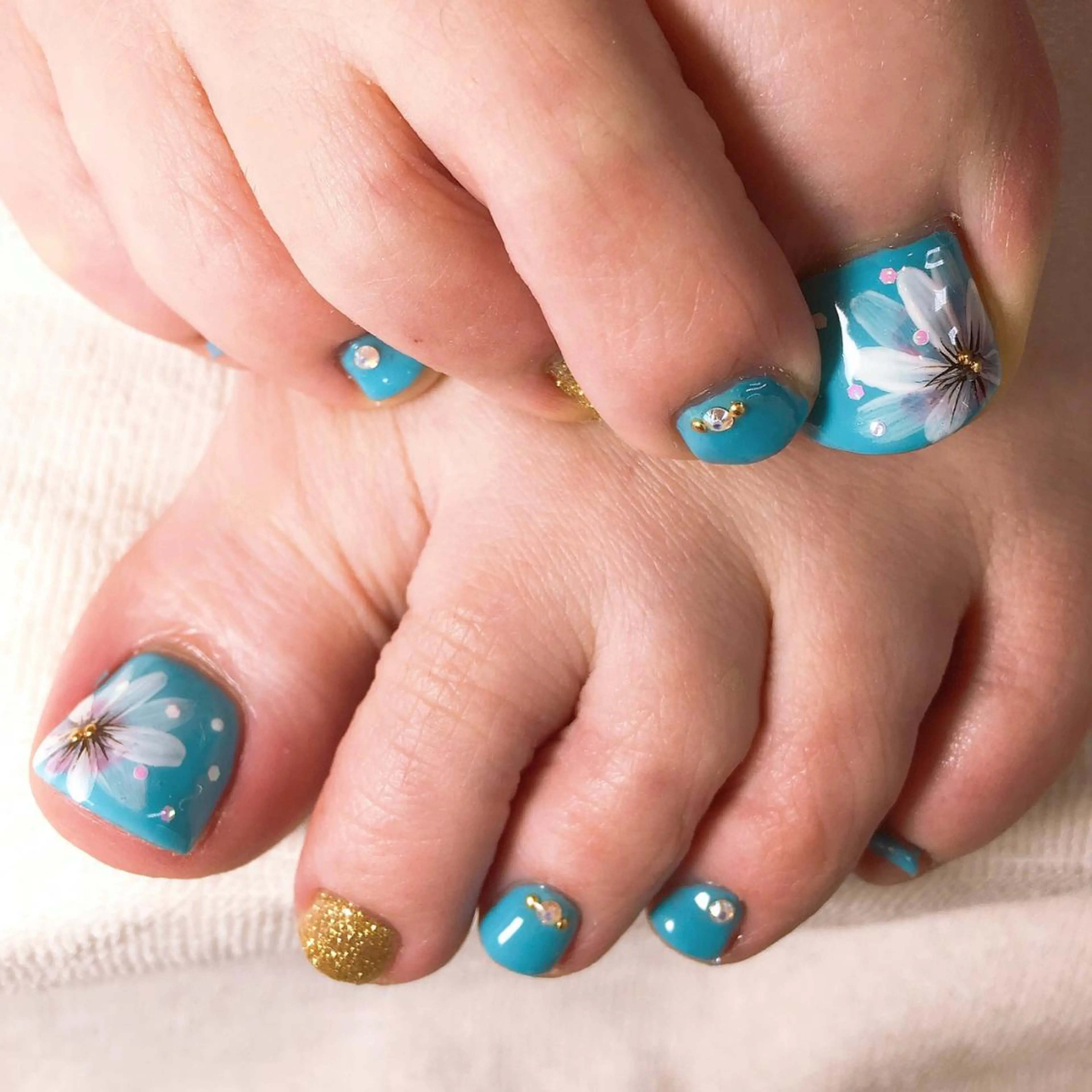 ネイル フットネイル MISAKO nailのネイルデザイン