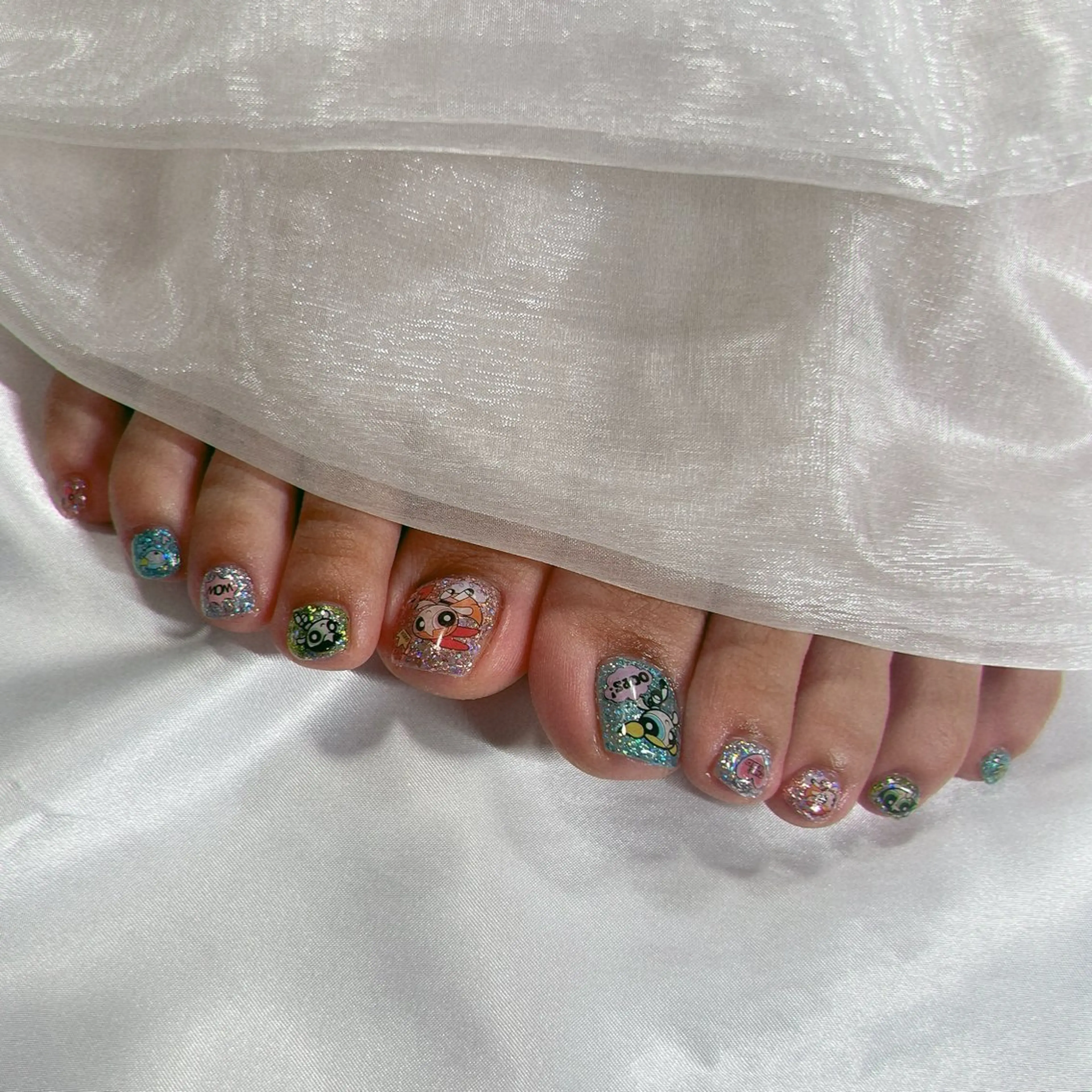 ネイル ジェルネイル 韓国ネイル ラメ(グリッター) マグネットネイル ミラーネイル フットネイル -nail salon-Reward所属・nail salon Rewardのネイルデザイン