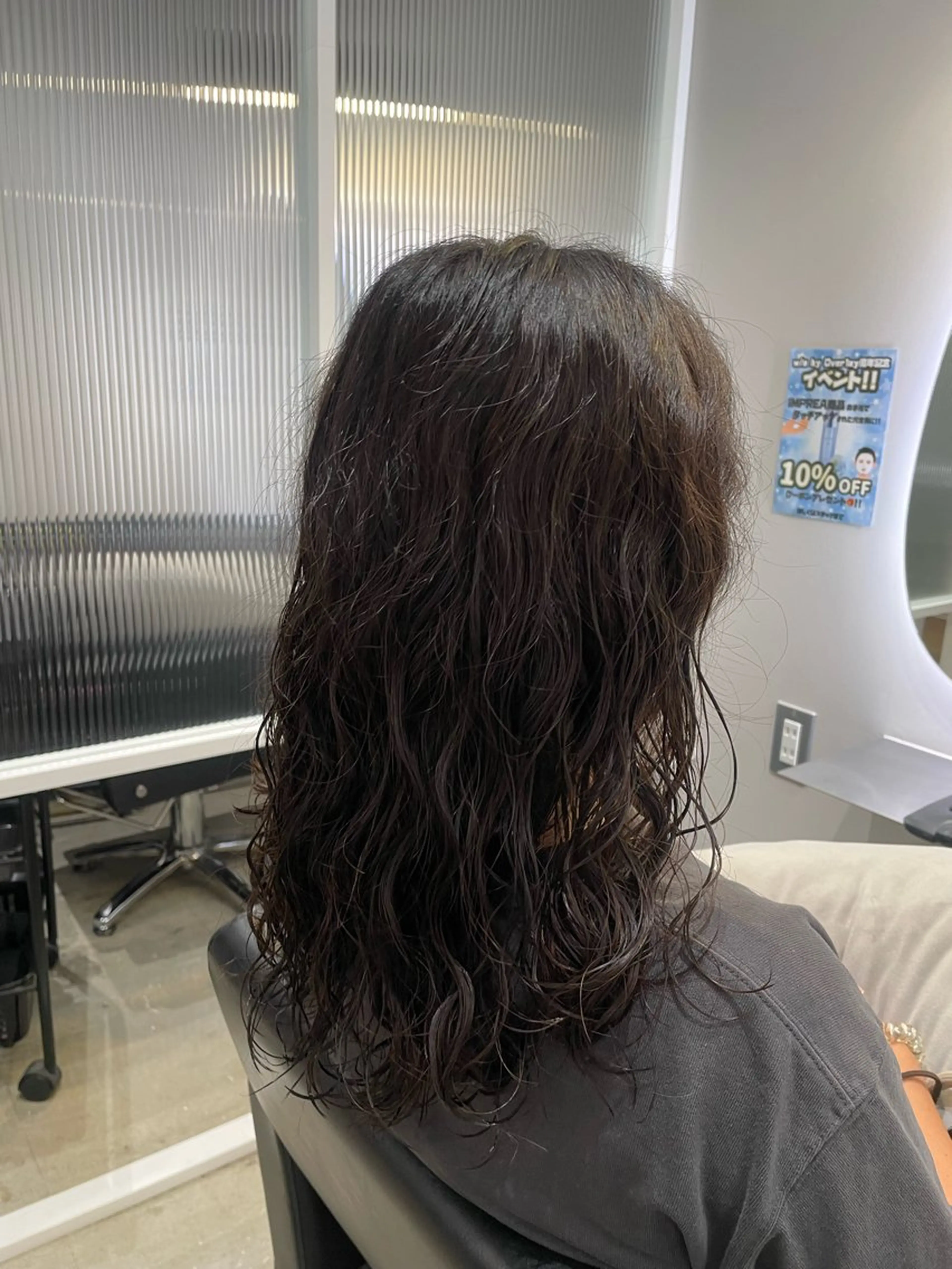 セミロング パーマ w/o所属・スタイリスト/ 武蔵新城/羽吹紗南のヘアスタイル