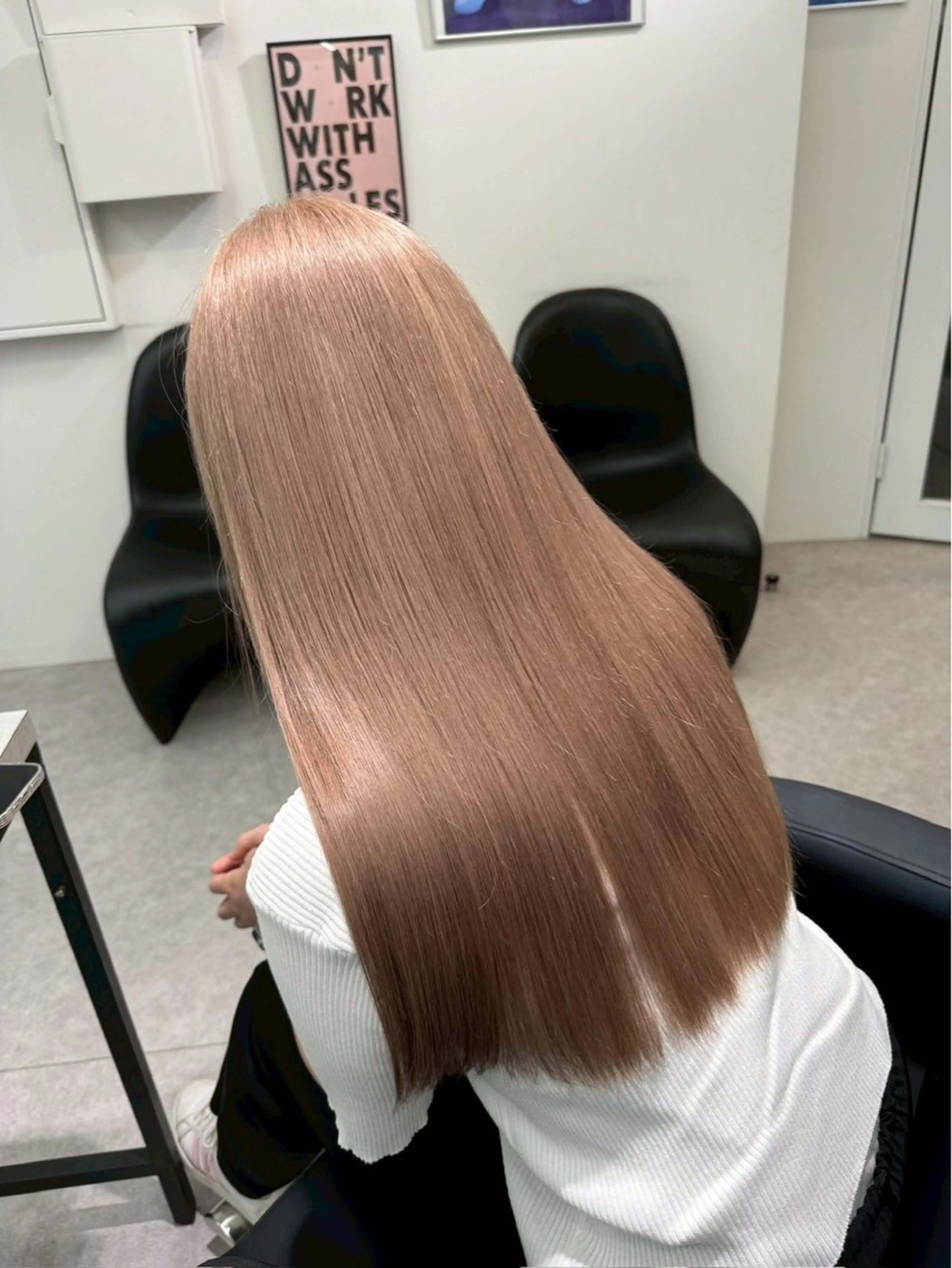 カラー PELE/ハイトーン /アズマタイチのヘアスタイル