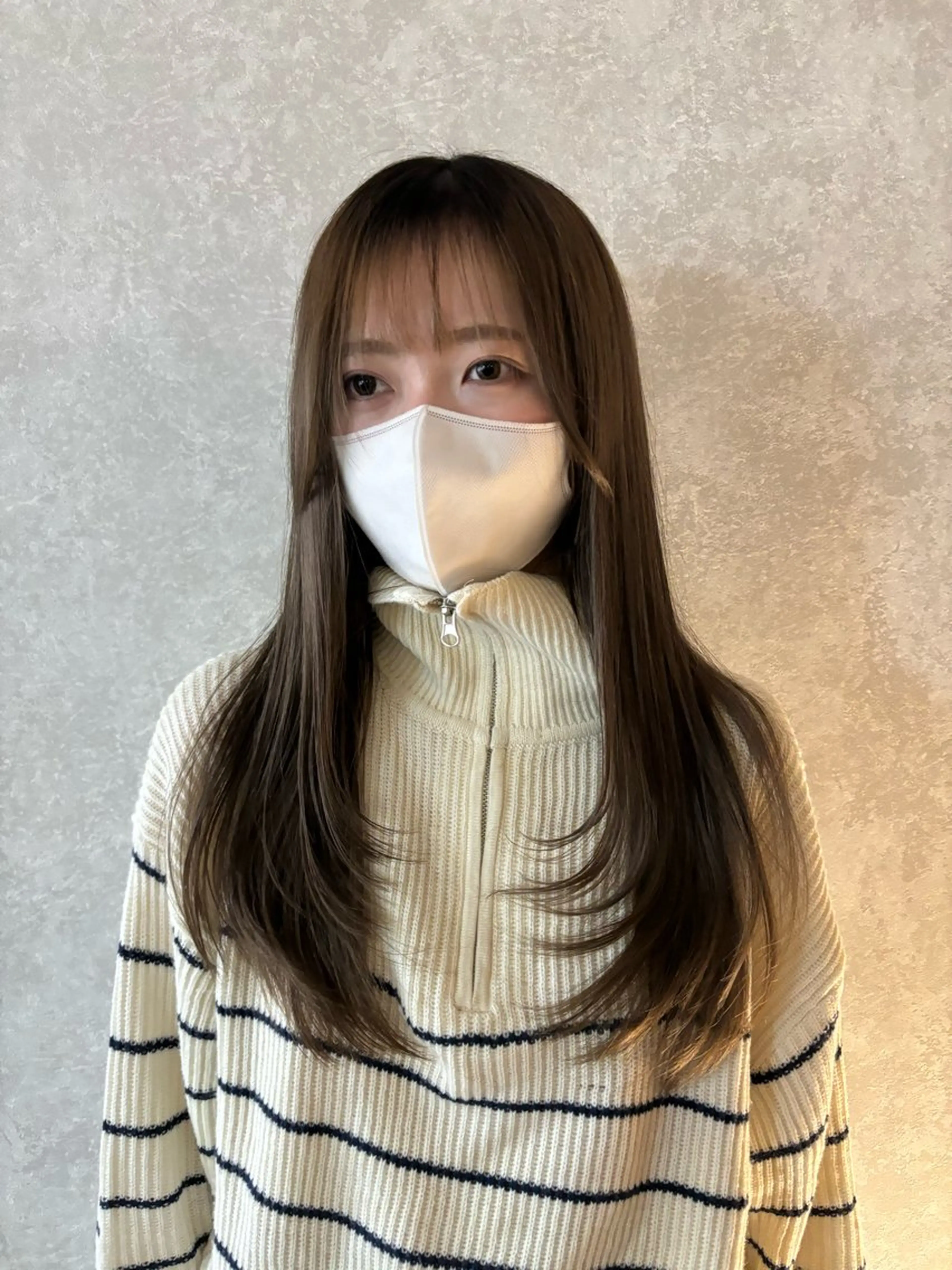 ミディアム レイヤーカット カット 縮毛矯正 林　蓮／レイヤー /透明感カラーのヘアスタイル