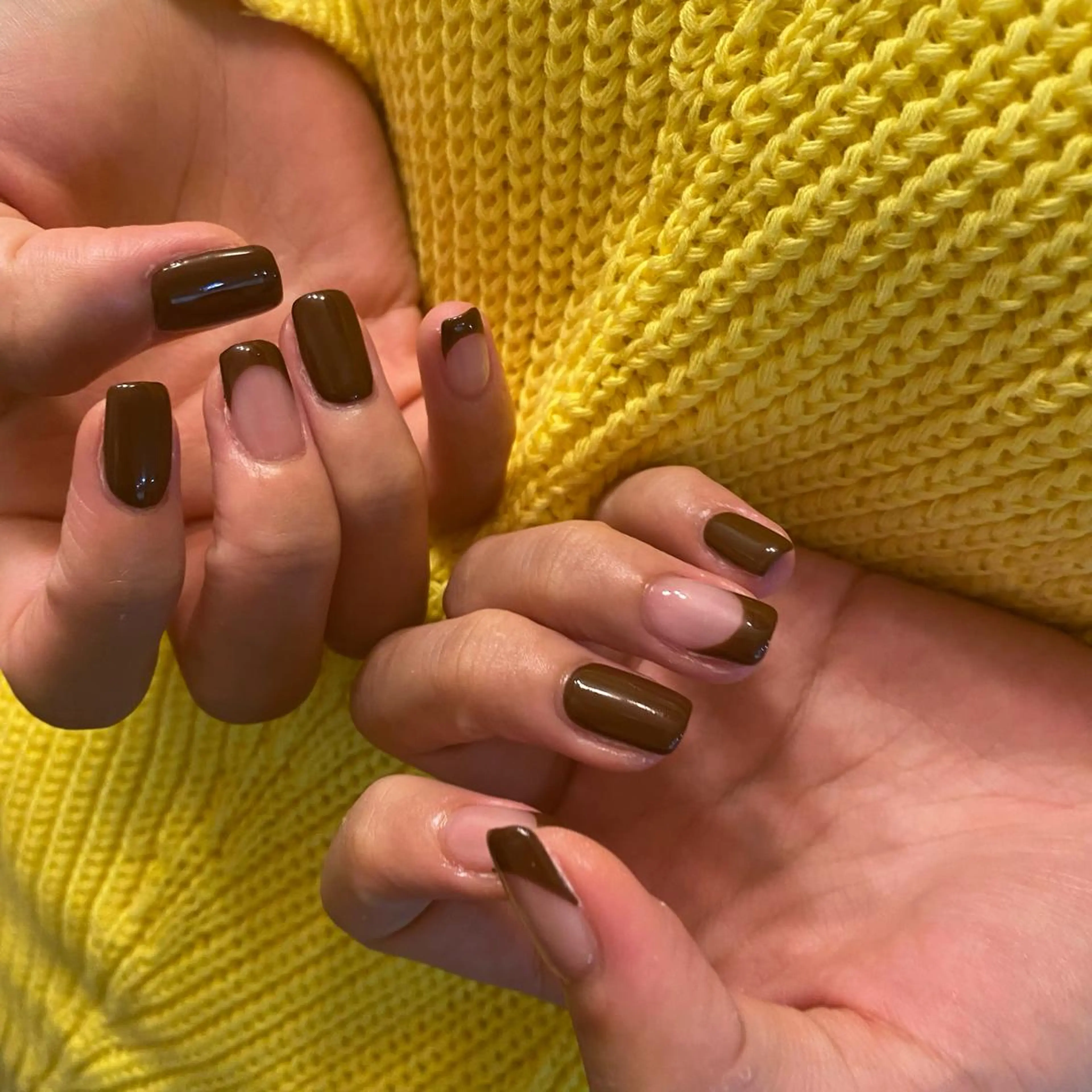 ネイル ハンドネイル Amber21.所属・Nagahama Akariのネイルデザイン