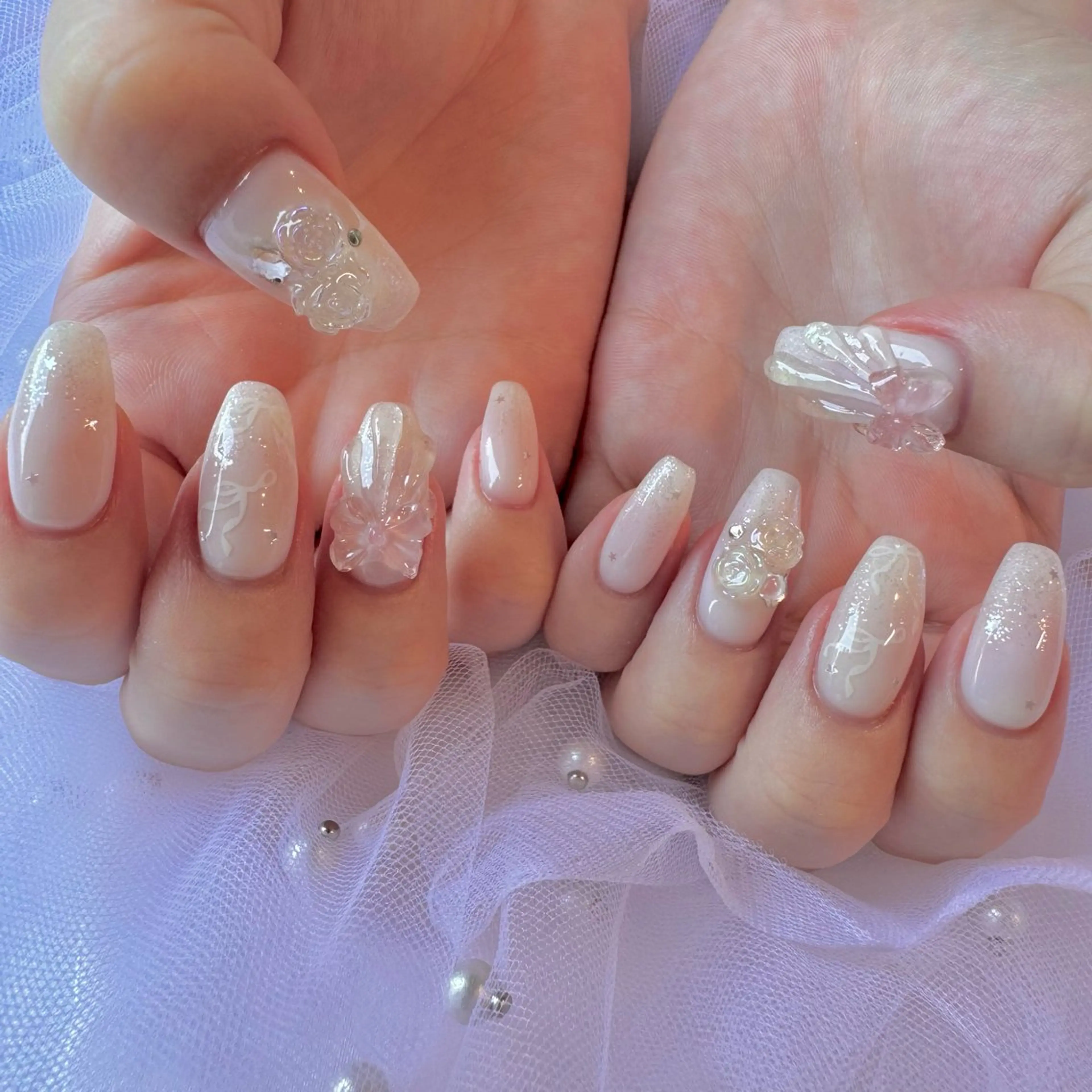 ネイル ガーリー 夏ネイル ハンドネイル nail salon e'mu💐のネイルデザイン