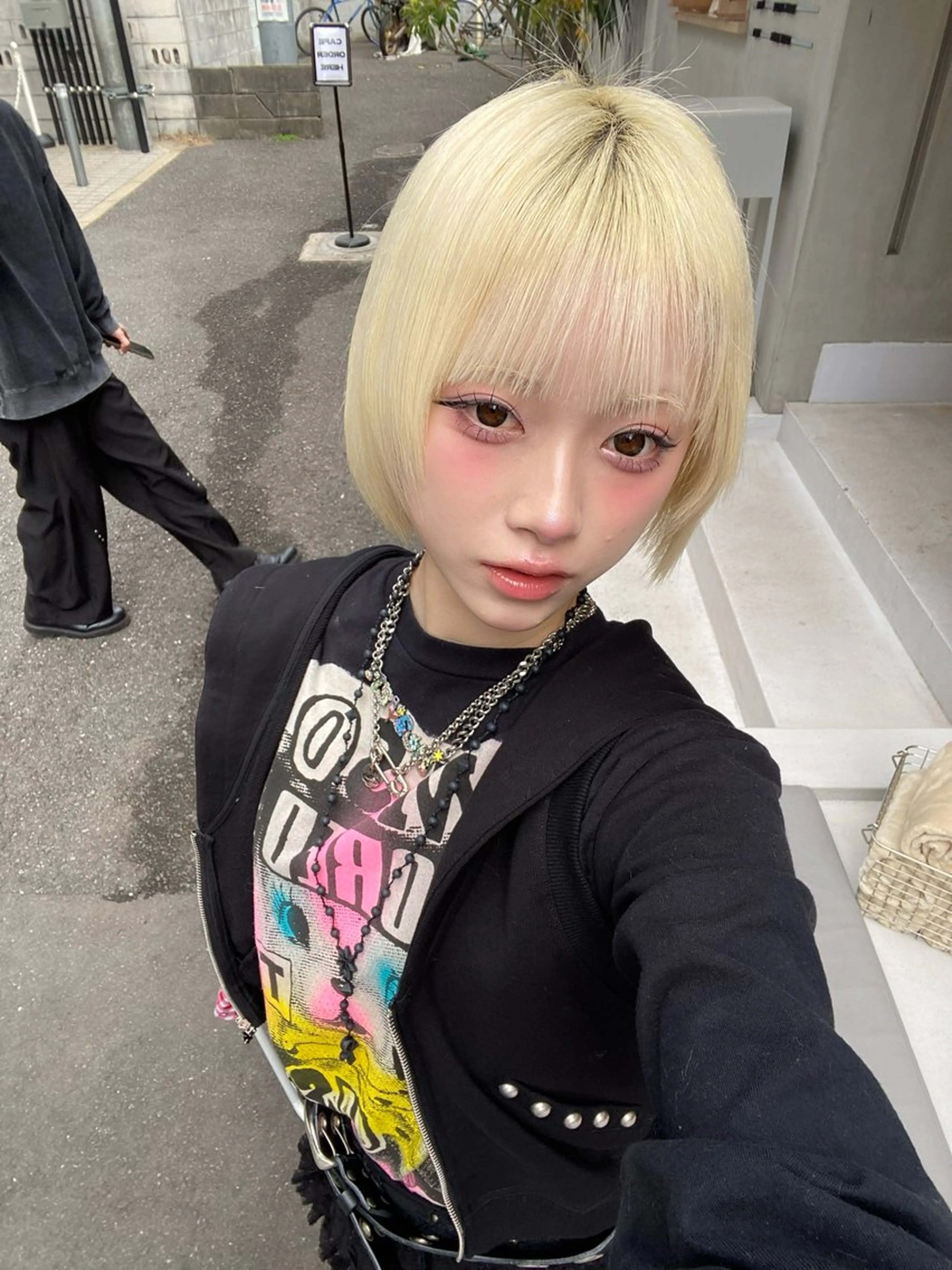 ショート カラー ブリーチ ブロンド ケアブリーチ 透明感カラー ハイトーンカラー カット ヘアカラー 💎透明感カラー特化 💎TAISEIのヘアスタイル