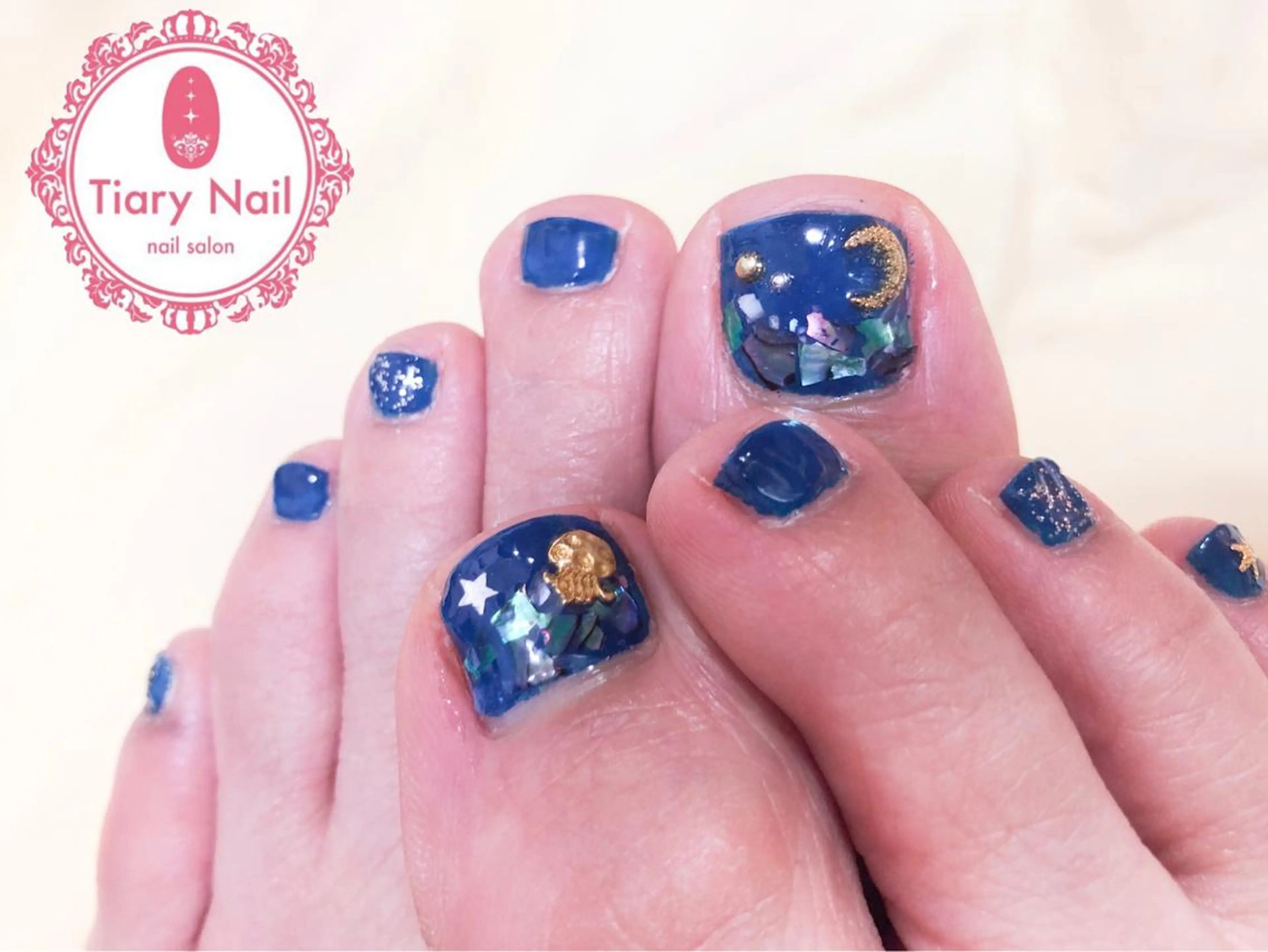 ネイル tiarynail K Kのネイルデザイン