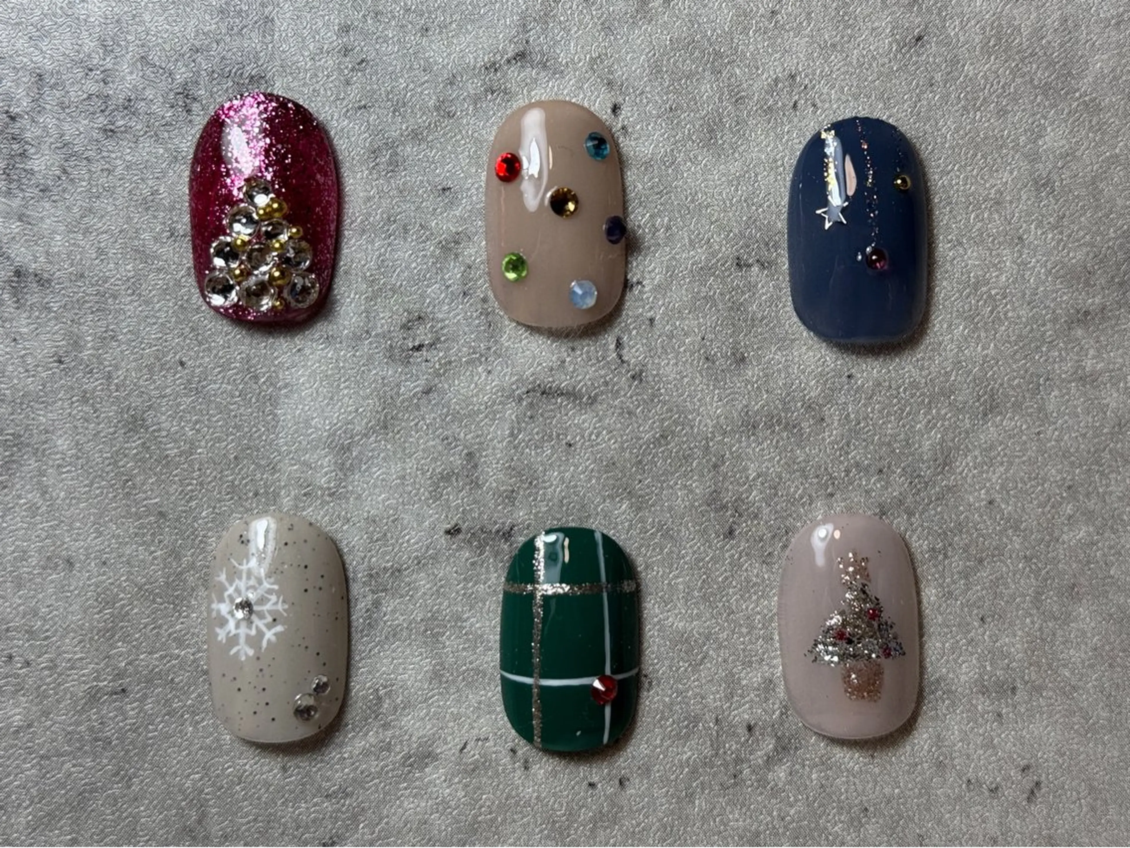 ネイル 冬ネイル クリスマス Salon Luciaのネイルデザイン