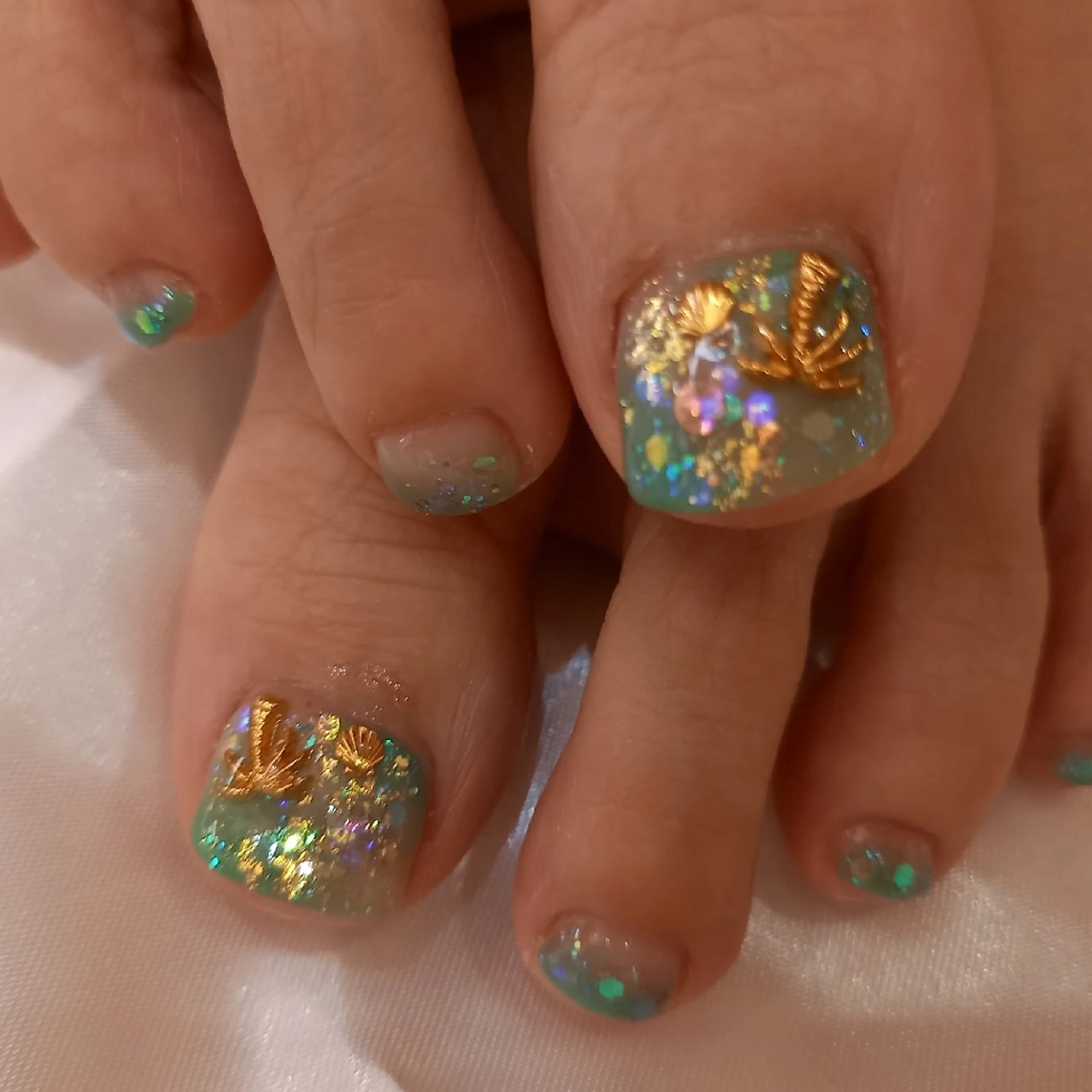 ネイル ピアリー所属・ネイル・まつげ ピアリーのマツエク・マツパデザイン