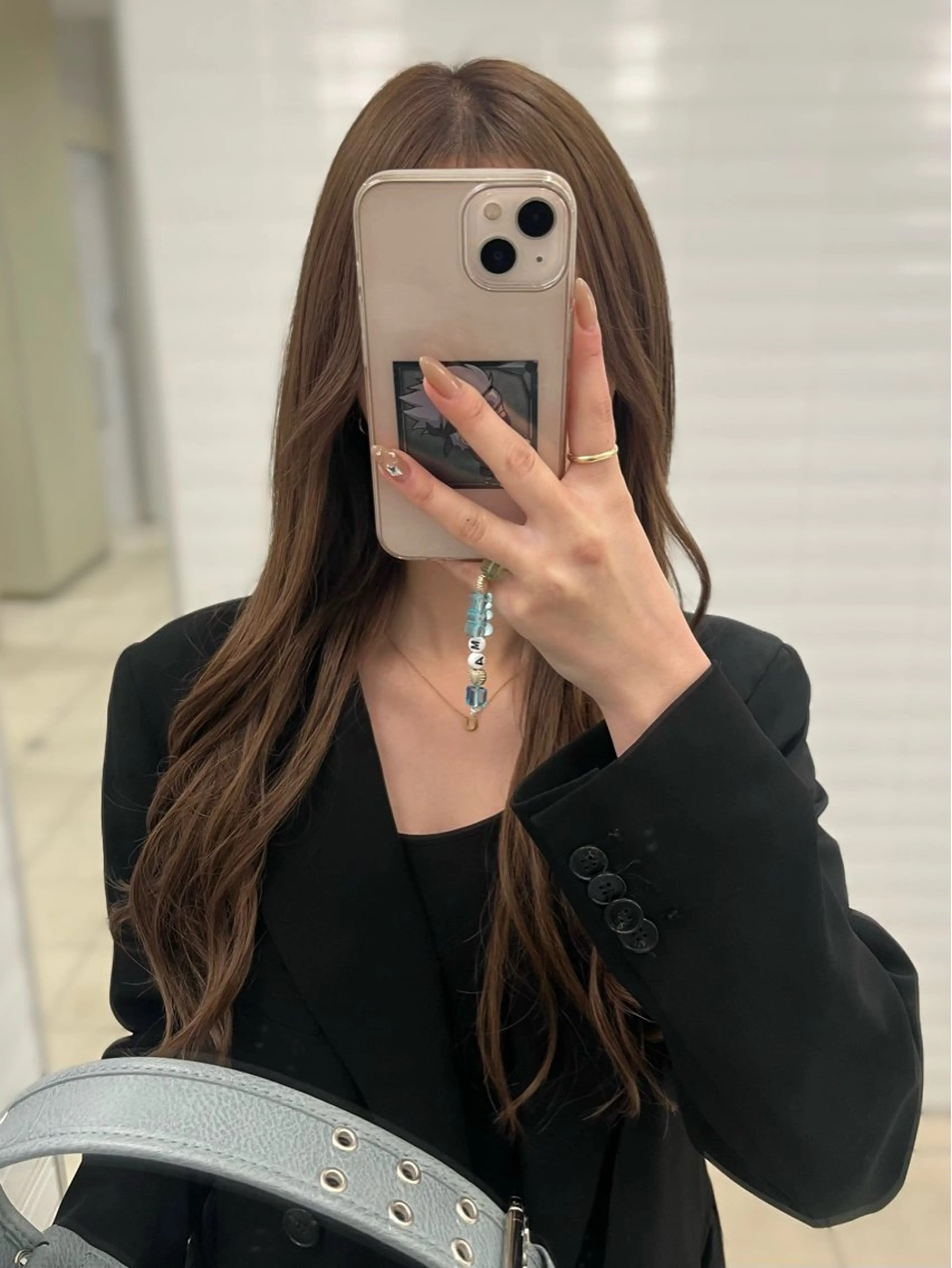 ダブルカラー／レイヤ ーカット𝓜𝓐𝓞のヘアスタイル