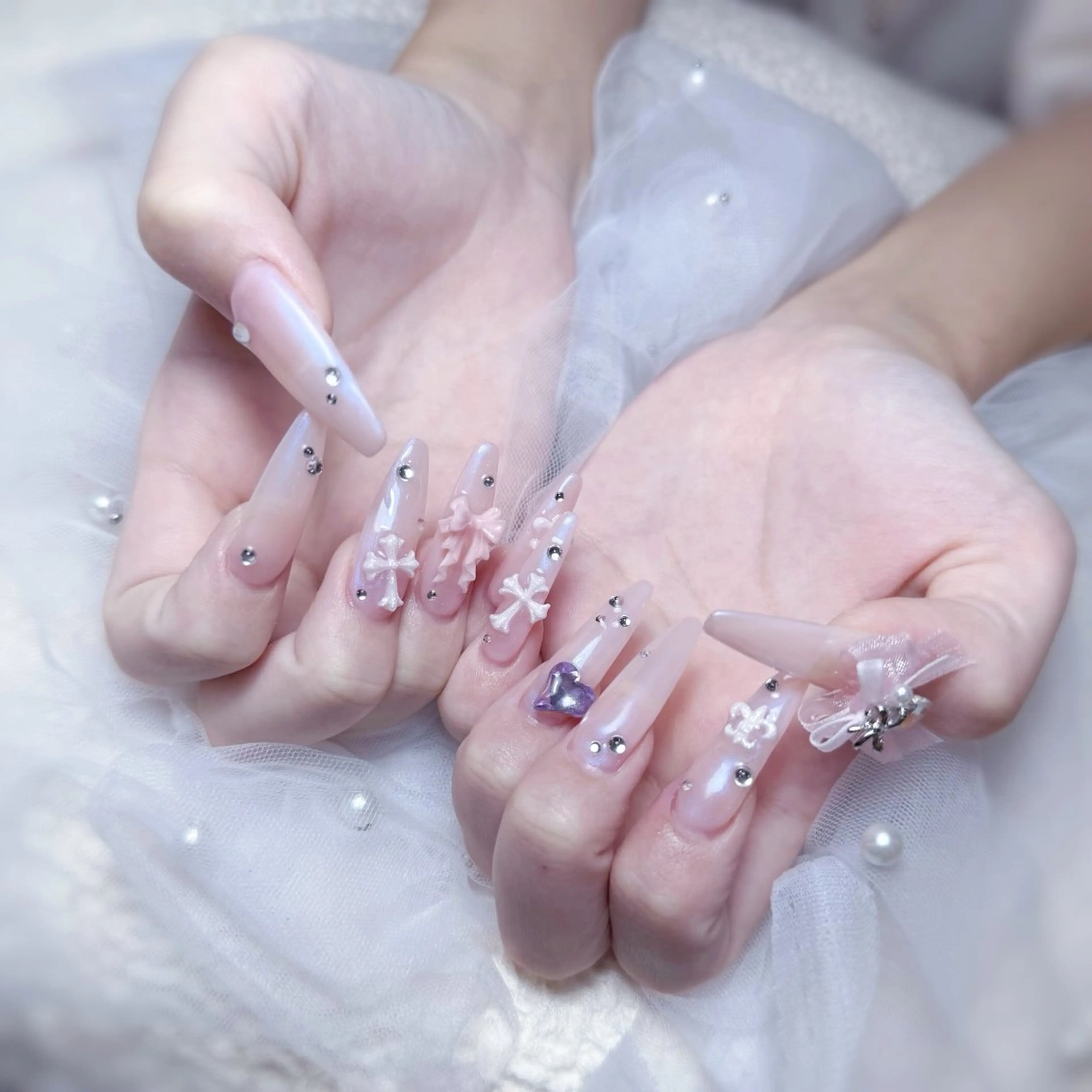 ネイル ハンドネイル Neil salon Elyseeのネイルデザイン