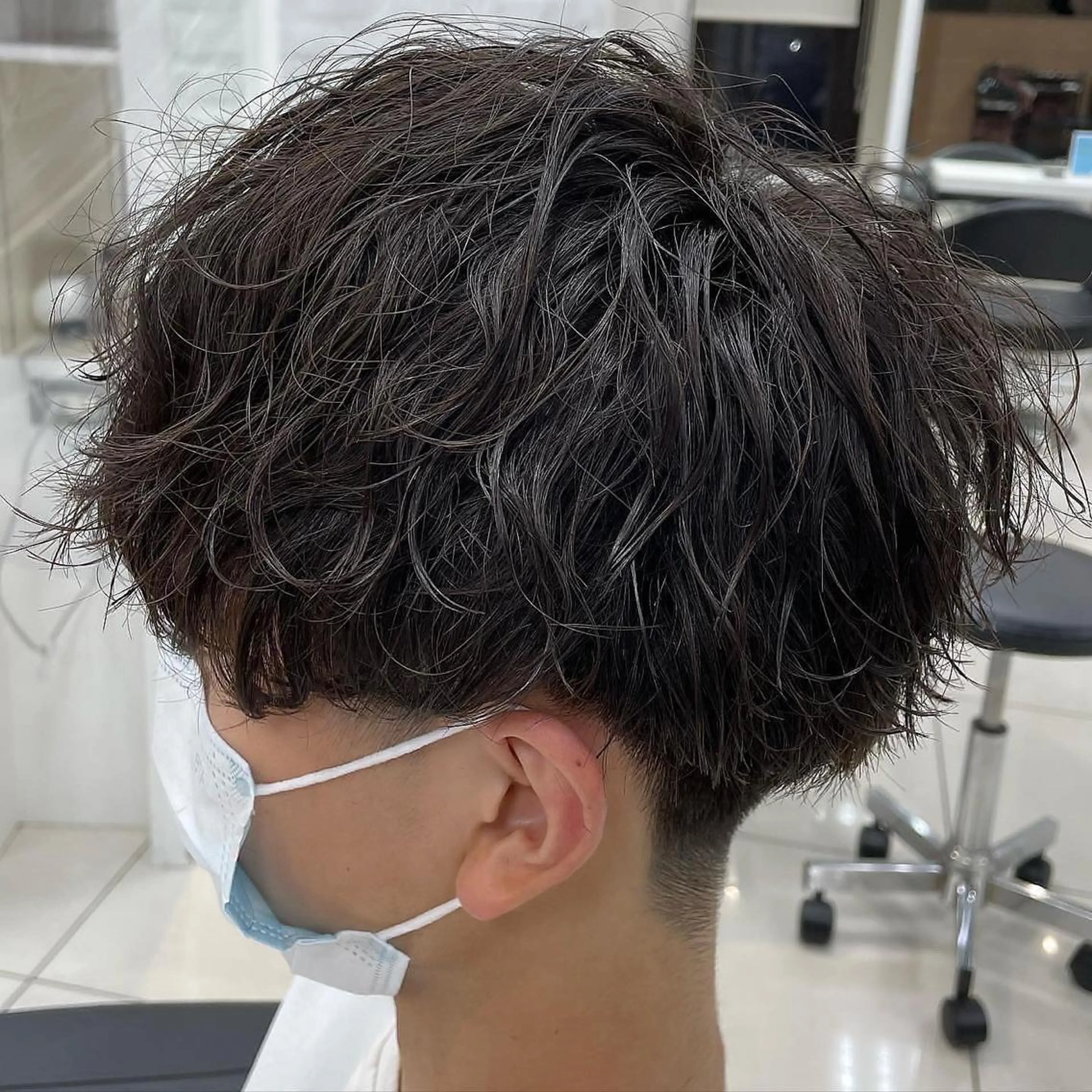 ミディアム カット パーマ フェザーパーマ職人 🪶ryosukeのヘアスタイル