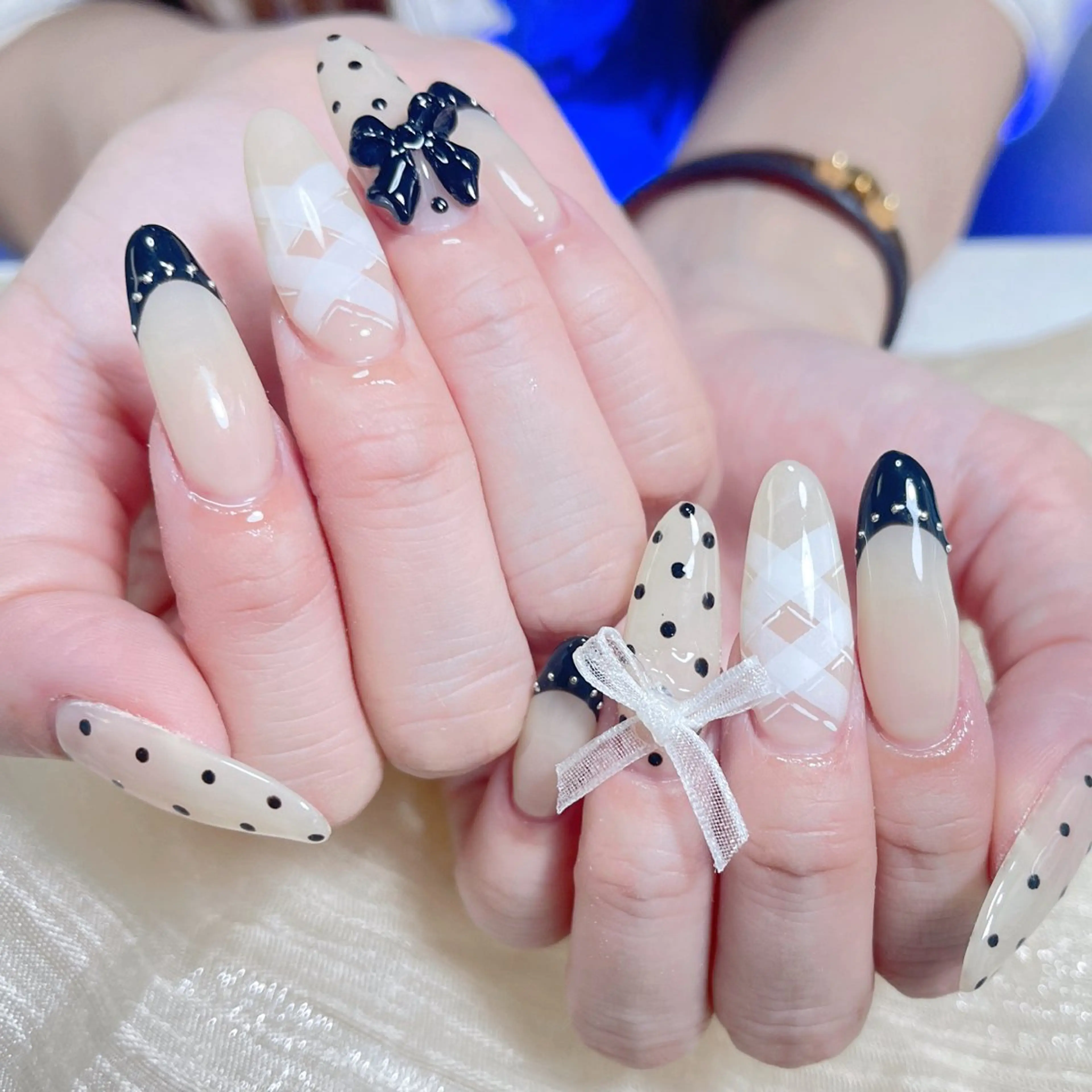 ネイル ハンドネイル 🎀ネイルサロン エクラYUI🎀のネイルデザイン