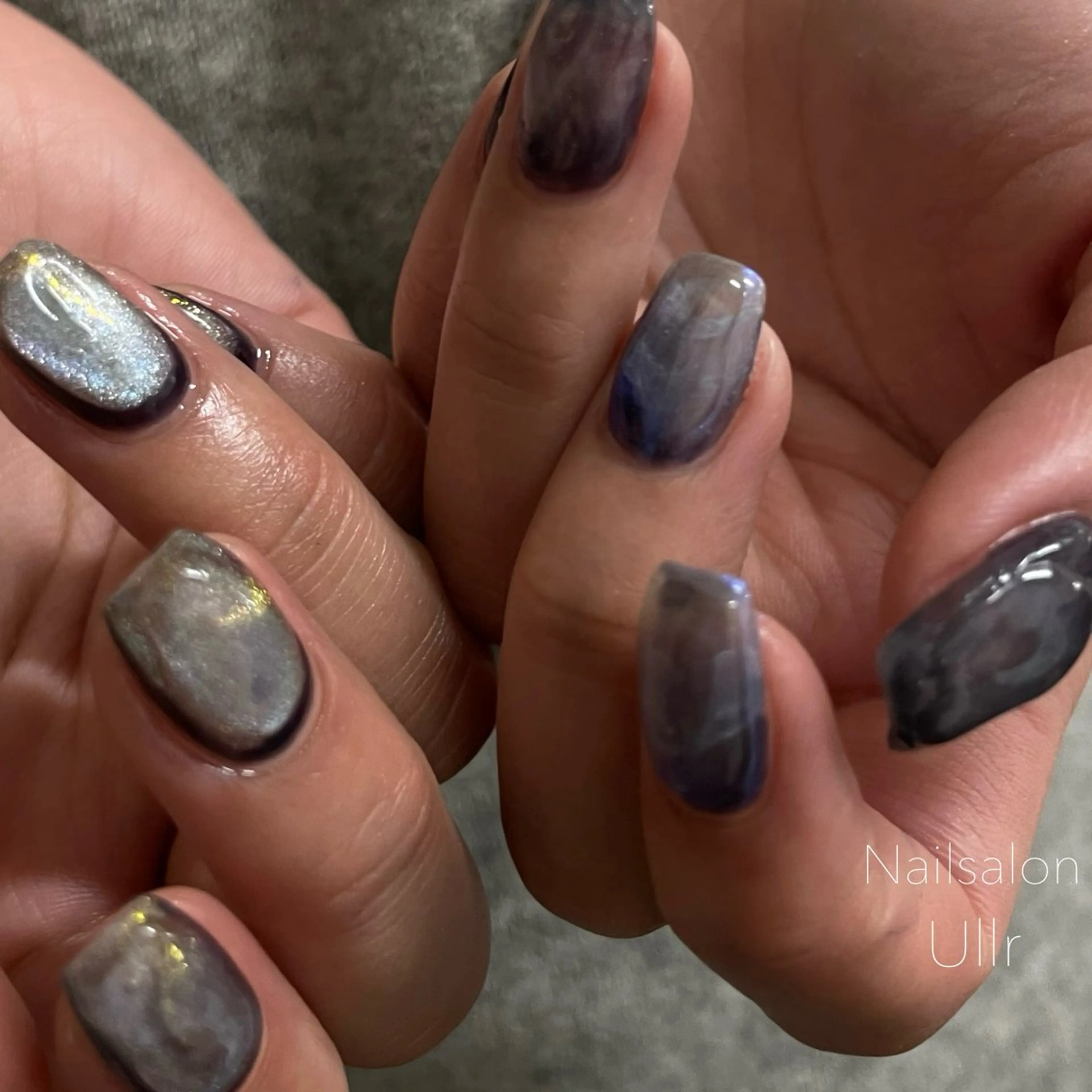 ネイル マグネットネイル ニュアンスネイル ハンドネイル Nailsalon Ullr所属・Nailsalon Ullrのネイルデザイン