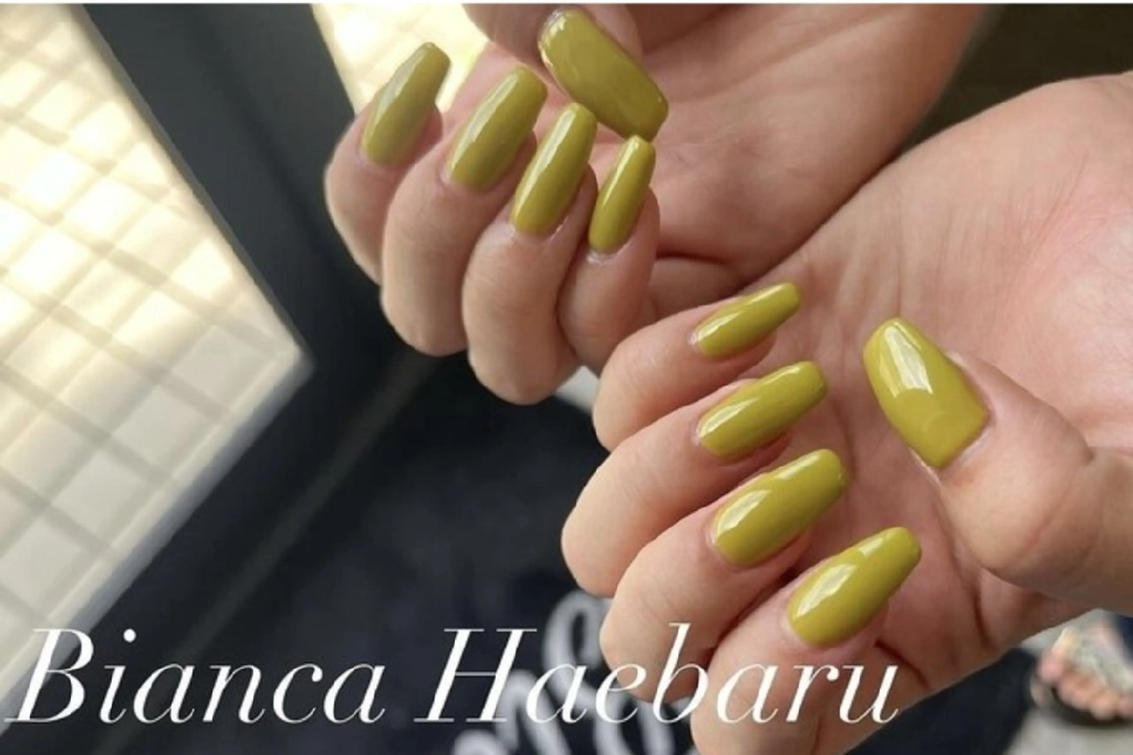 ネイル グラデーション ラメ(グリッター) ラメグラデーション ワンカラーネイル NAKAMURA Bianca南風原店のマツエク・マツパデザイン