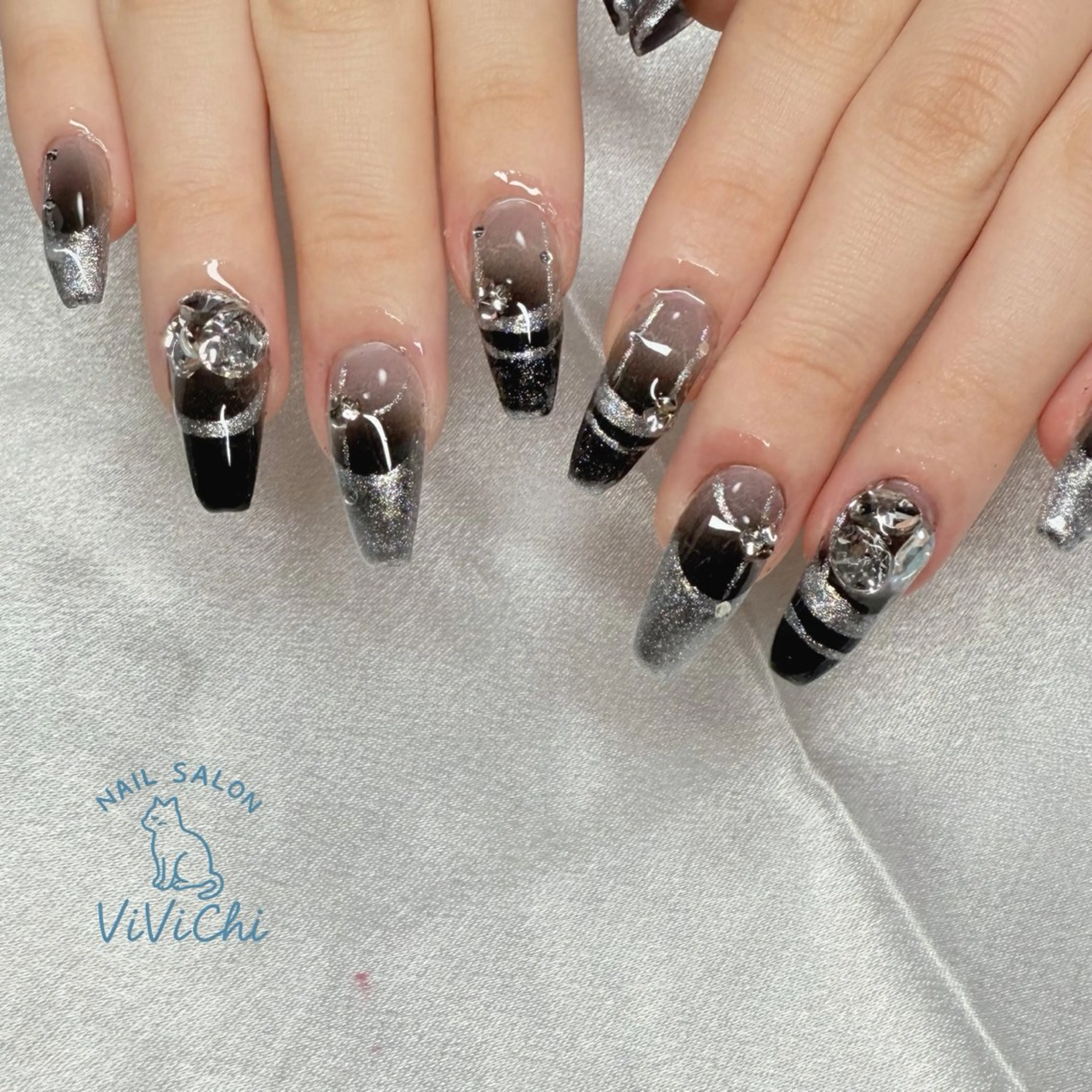 ネイル NAILSALON ViViChi所属・ViViChi 梨帆のネイルデザイン