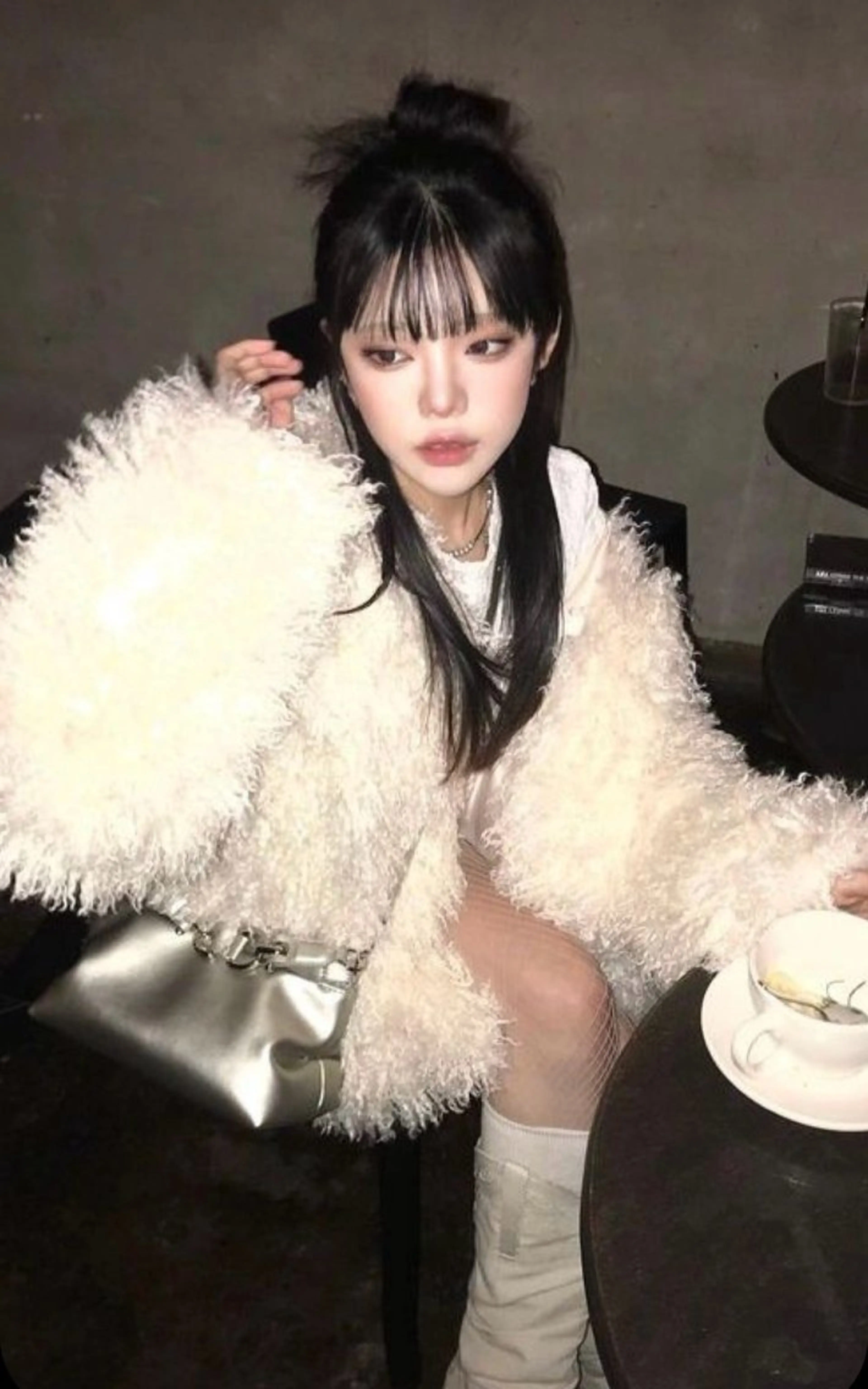 ロング ヘアアレンジ AmiLi ANY/erinaのヘアスタイル