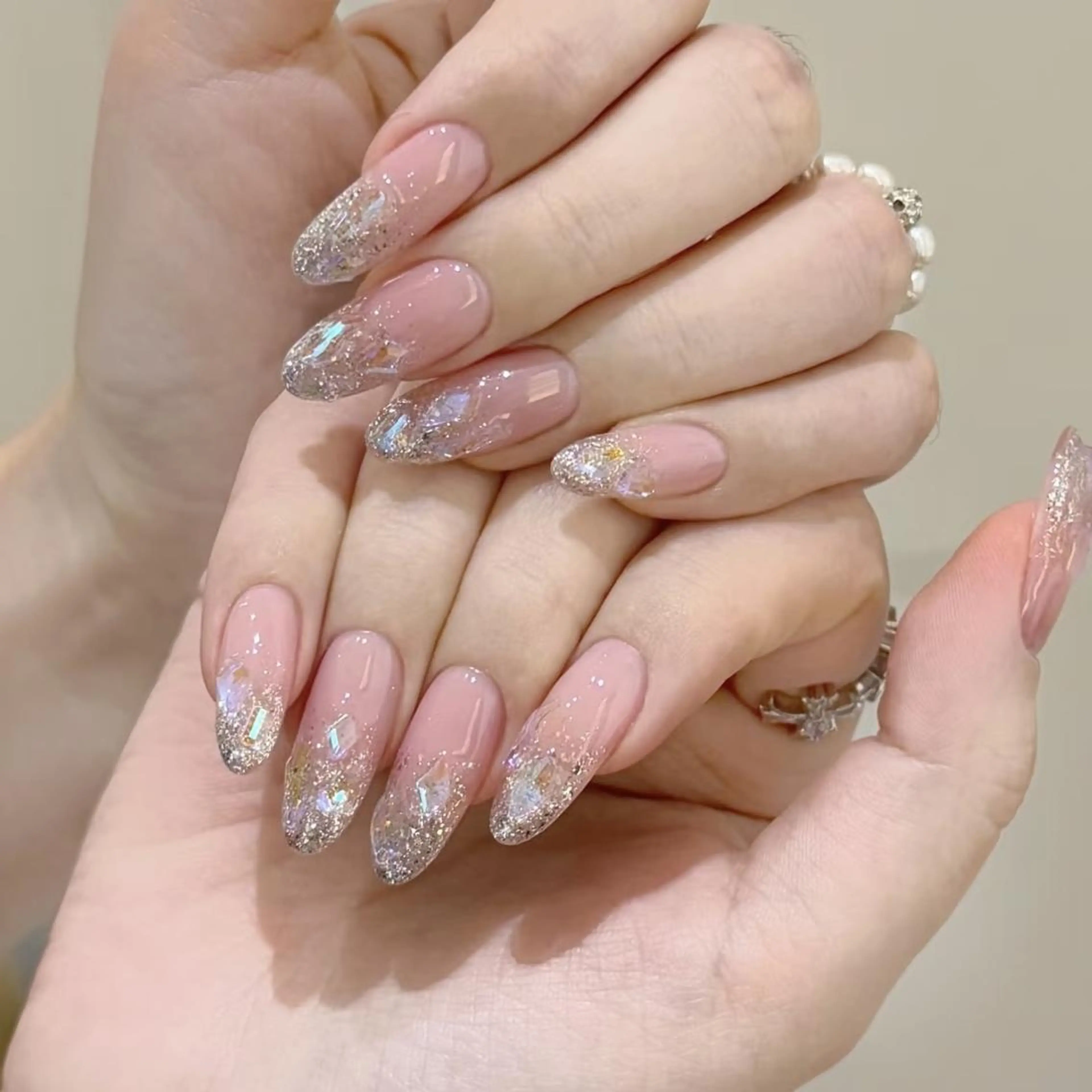 ネイル queens nailsalonのネイルデザイン