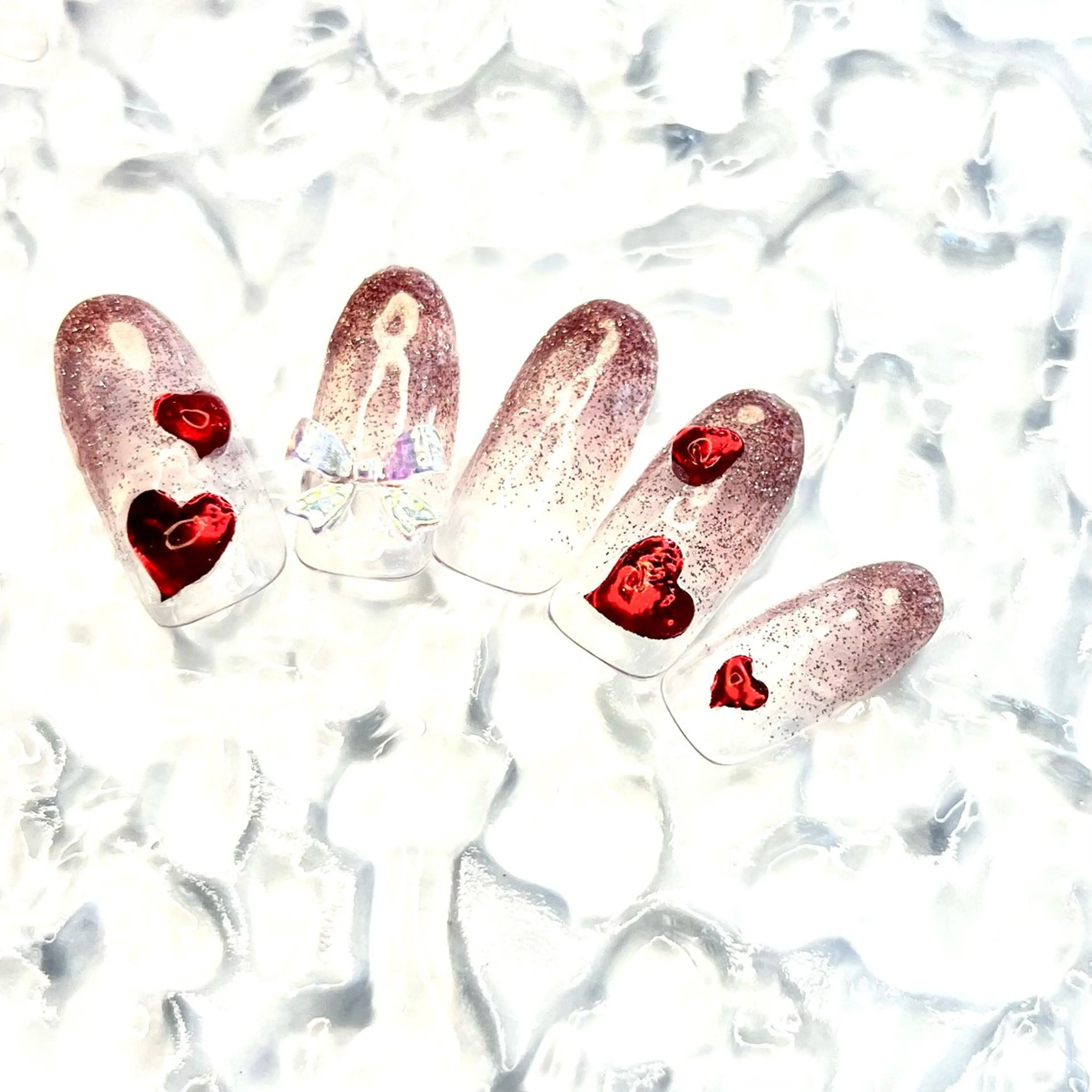 ネイル フラッシュネイル キラキラネイル リボン バレンタイン ルル ソレイユのネイルデザイン