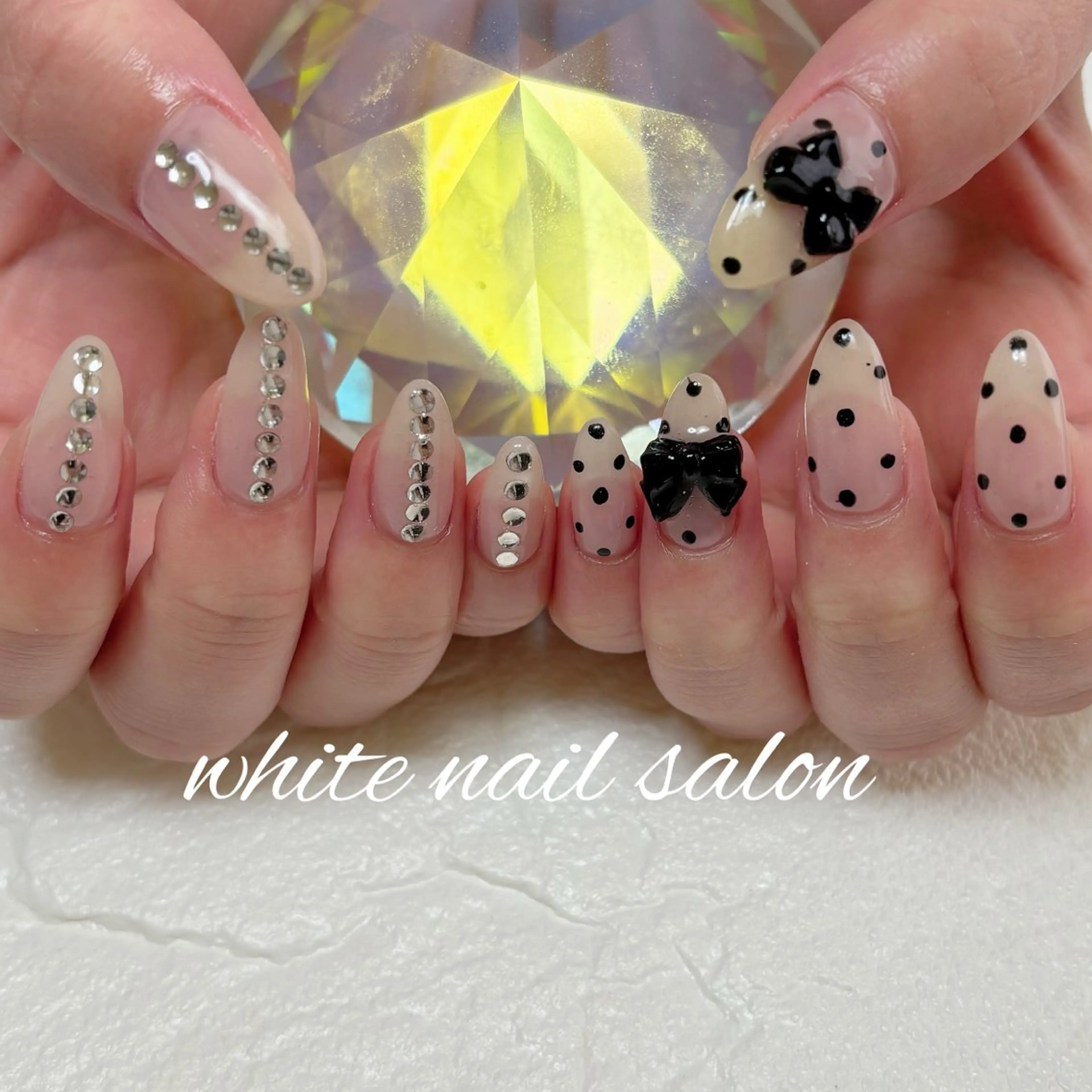 ネイル フットネイル 持ち込み ハンドネイル white nail salonのネイルデザイン