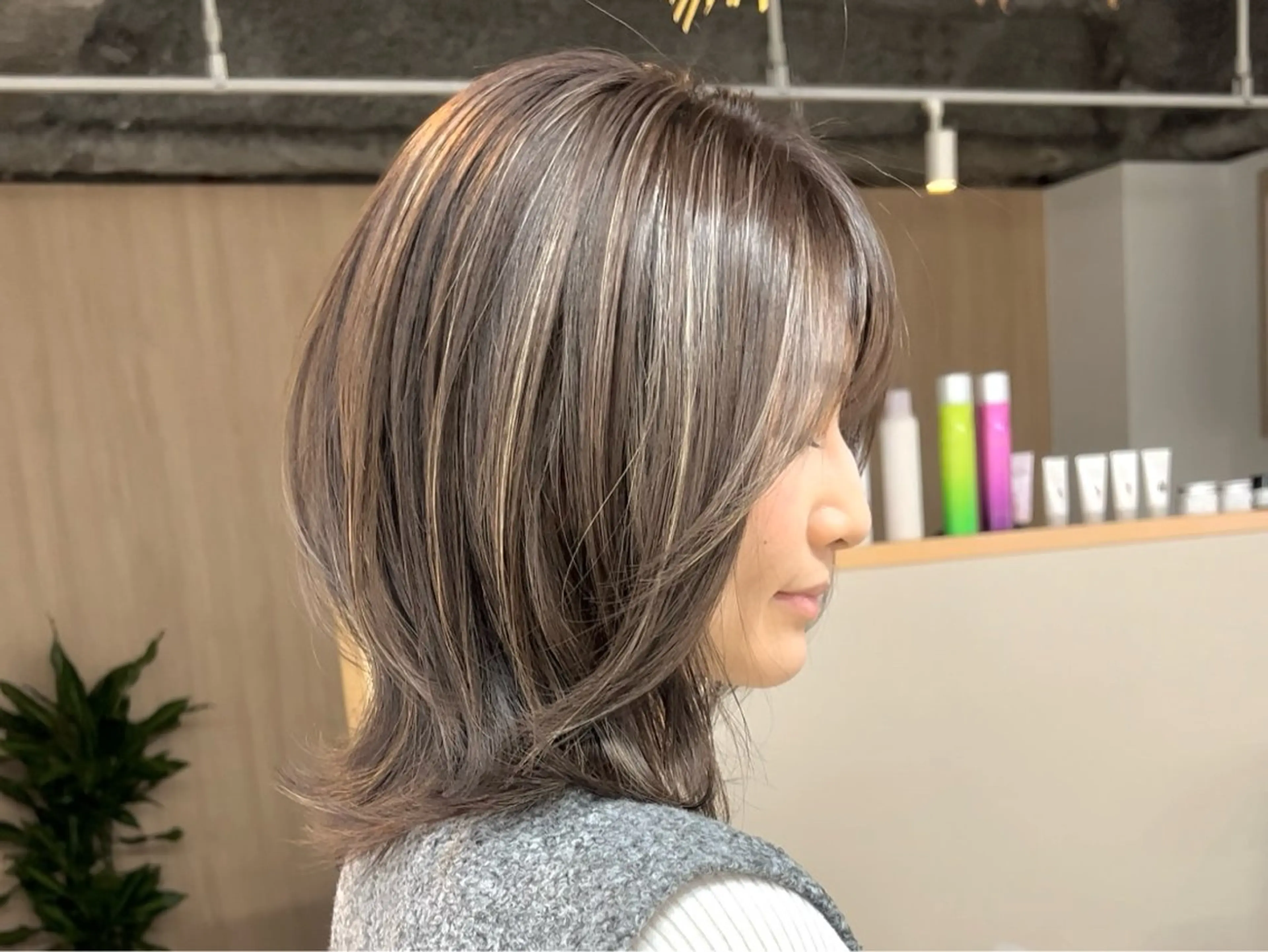 ミディアム カラー ボブ/韓国ボブ/ブリ ーチ/鈴木康平のヘアスタイル