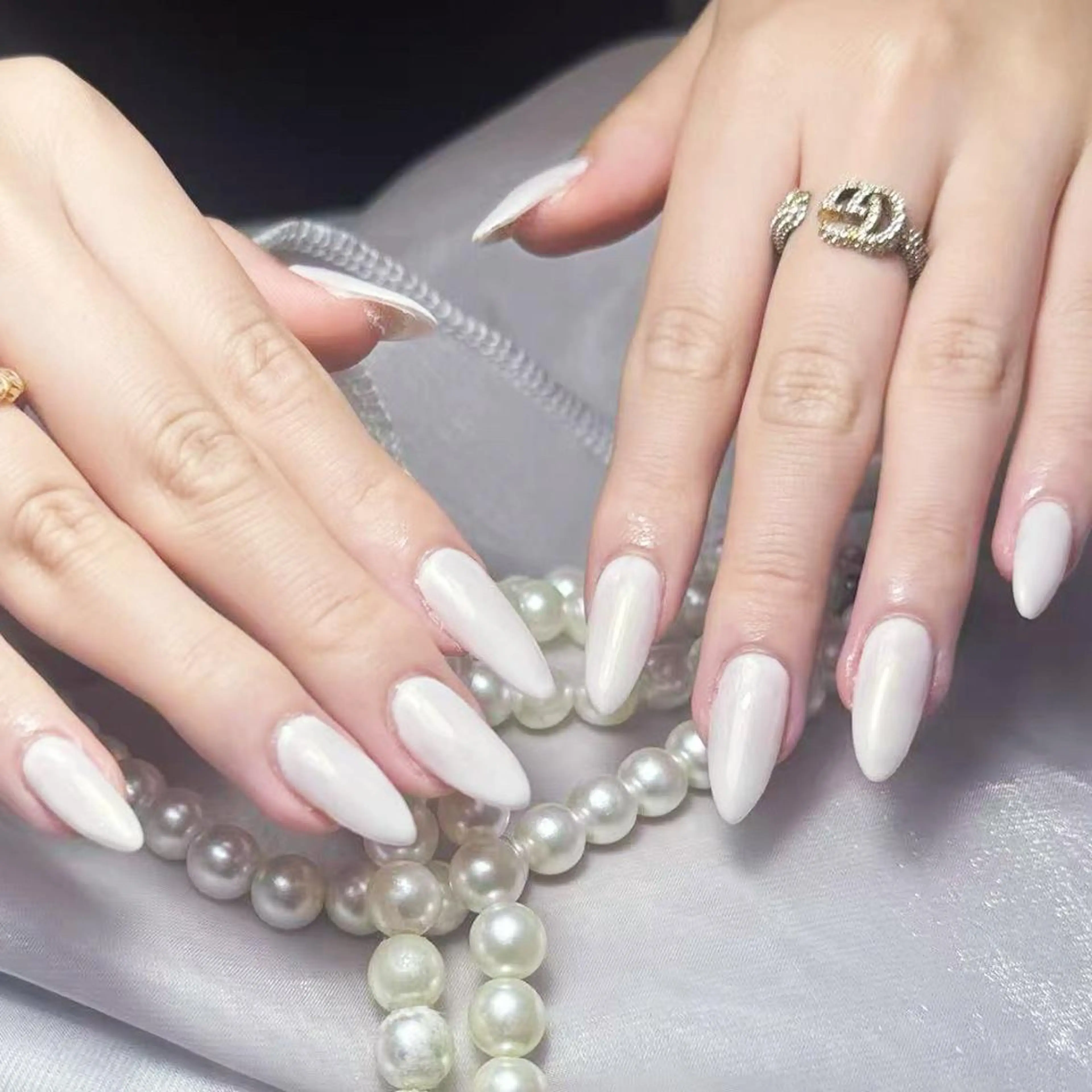 ネイル アートネイル オーロラネイル ガーリー キラキラネイル 韓国ネイル ハンドネイル DIAMOND 💅のネイルデザイン