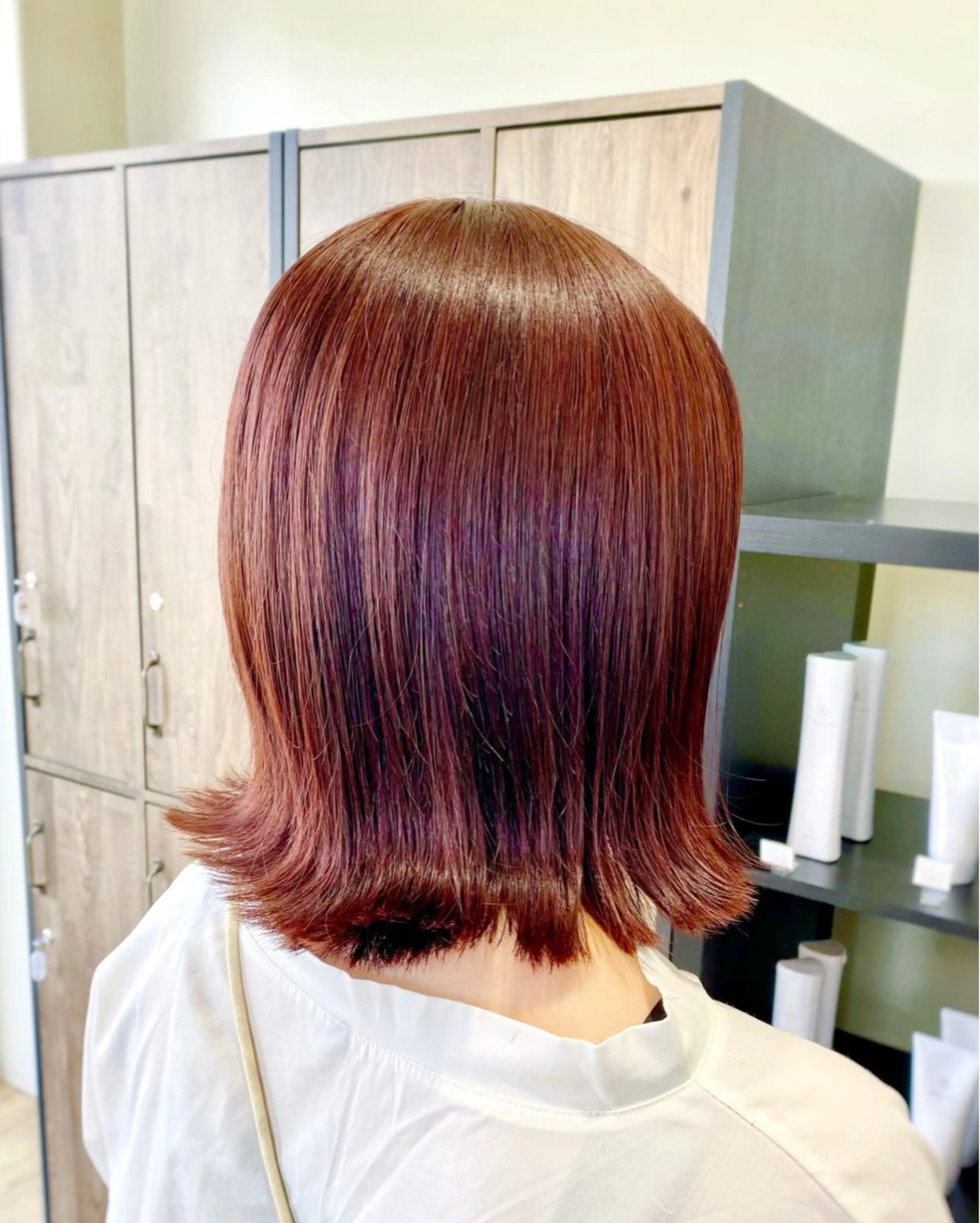 ショート カラー カシス ボブ 外ハネヘア 太田 未来のヘアスタイル