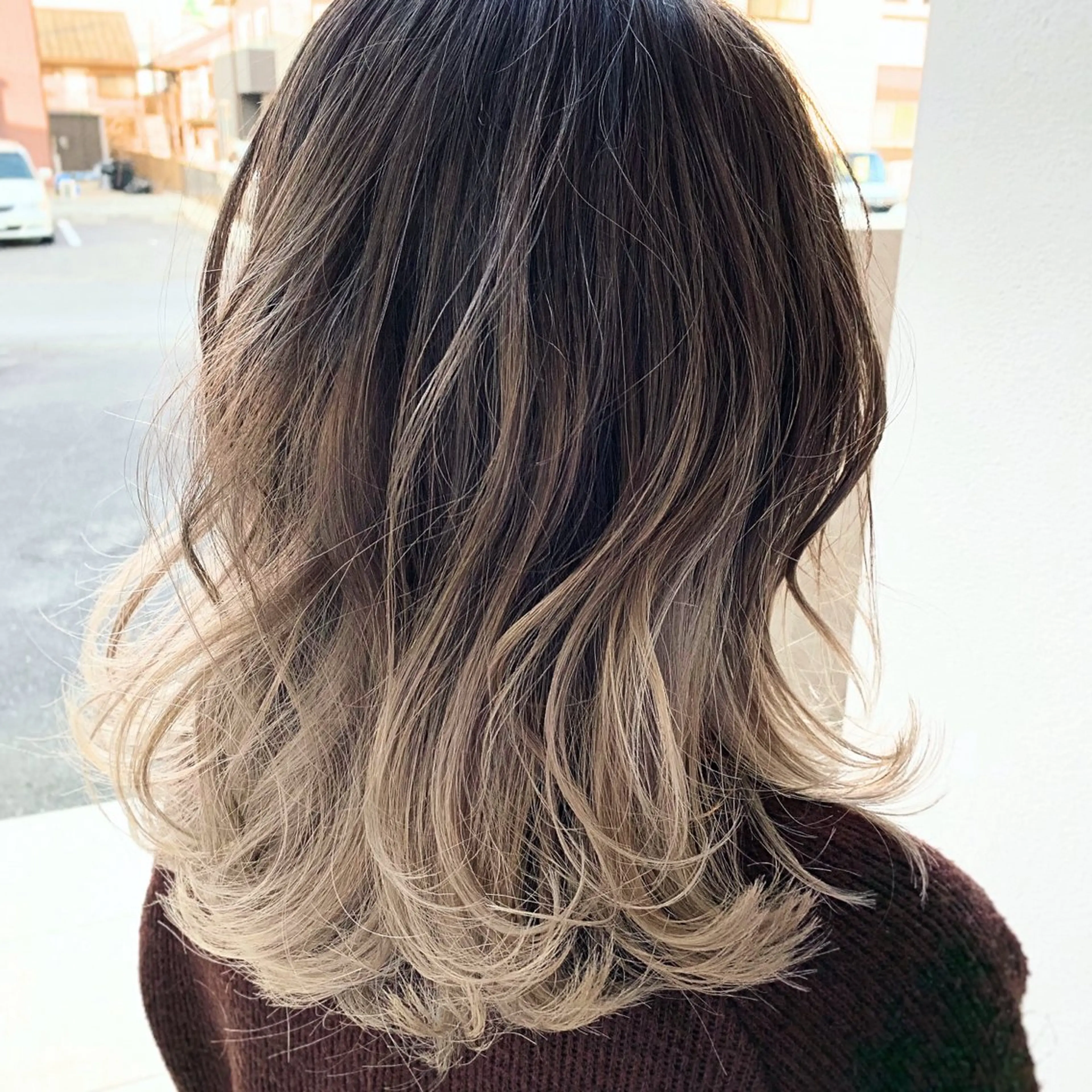 カット&カラー(ブリーチ剤を使用した)の写真