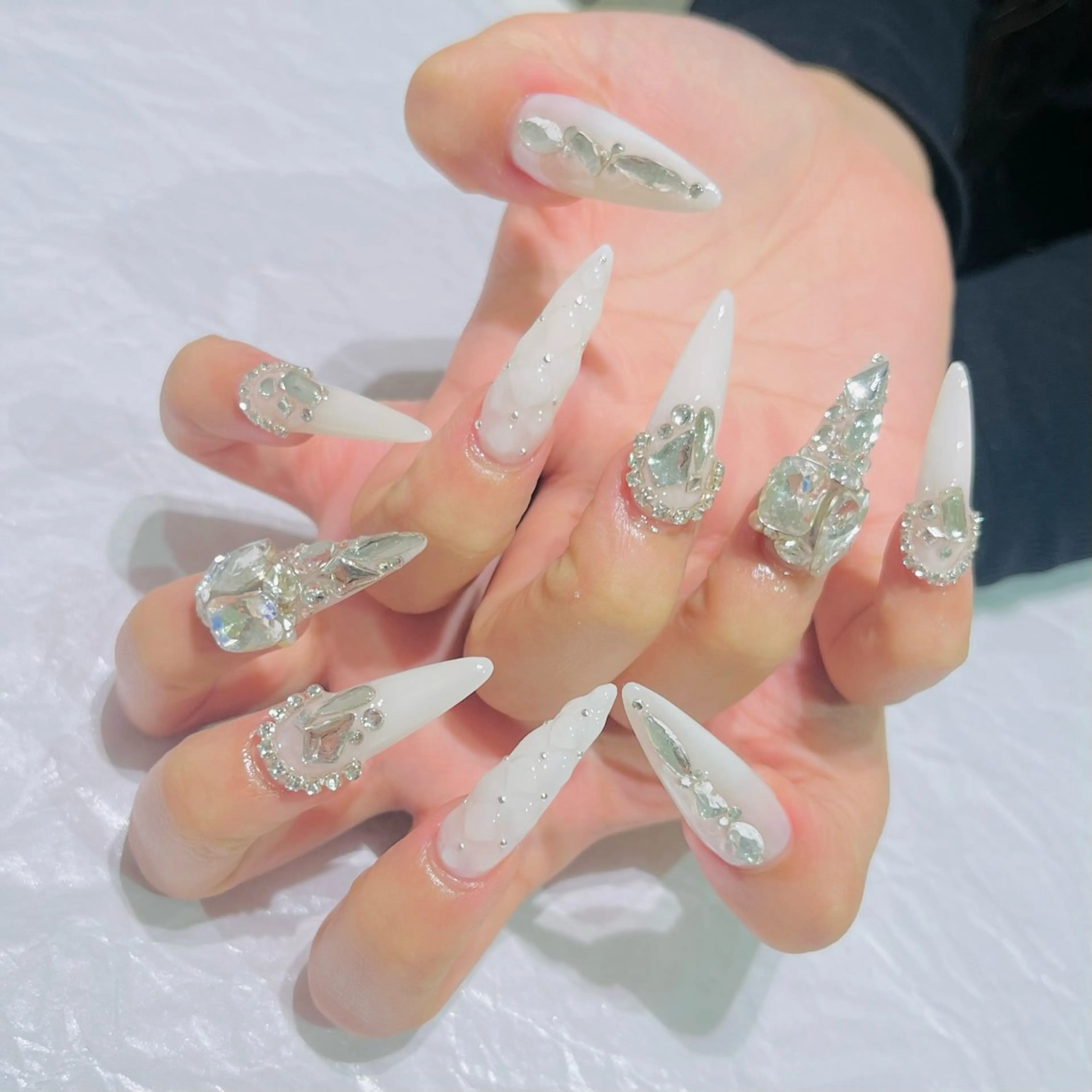 ネイル ハンドネイル Hair removal & Beauty salon Produce by Lucia所属・nail salon Luciaのネイルデザイン