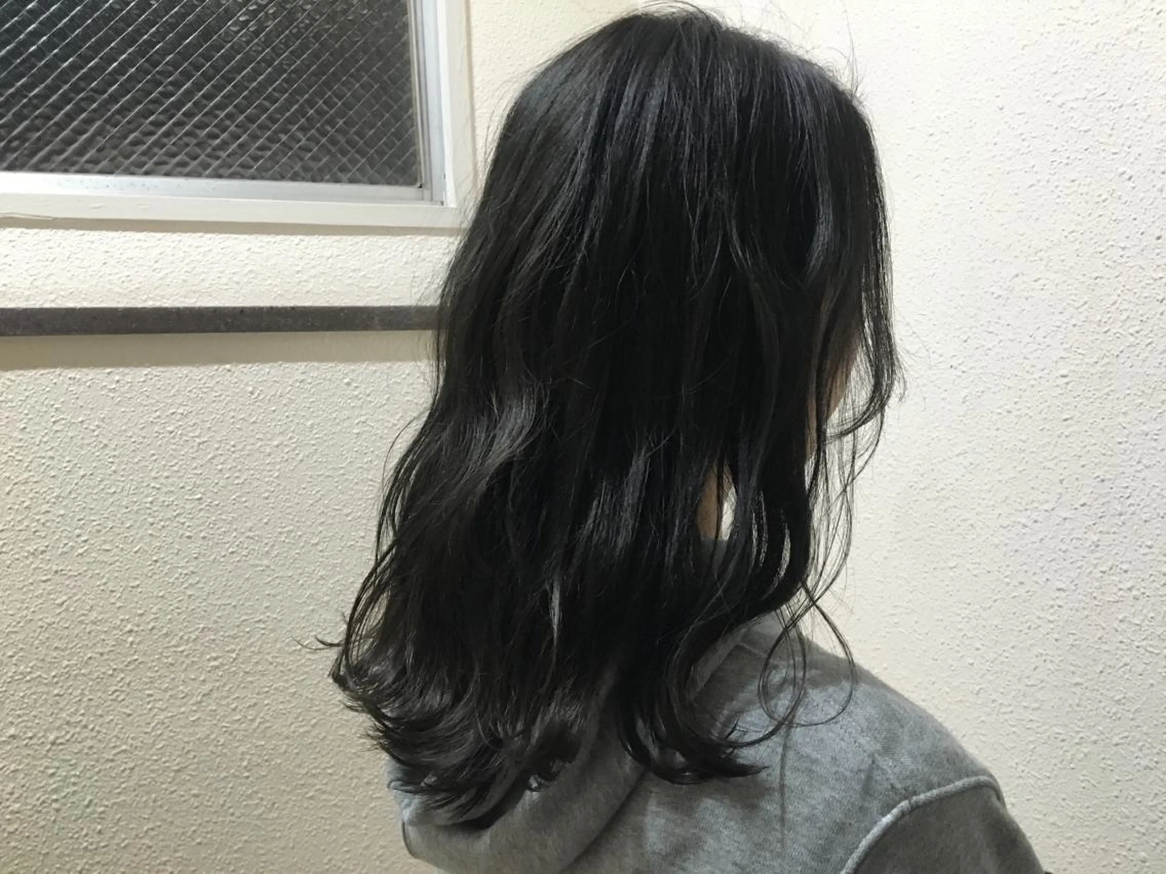 ロング カラー ダークグレー ダークグレージュ グレージュ 半個室女性salon 🩰Natsumiのヘアスタイル
