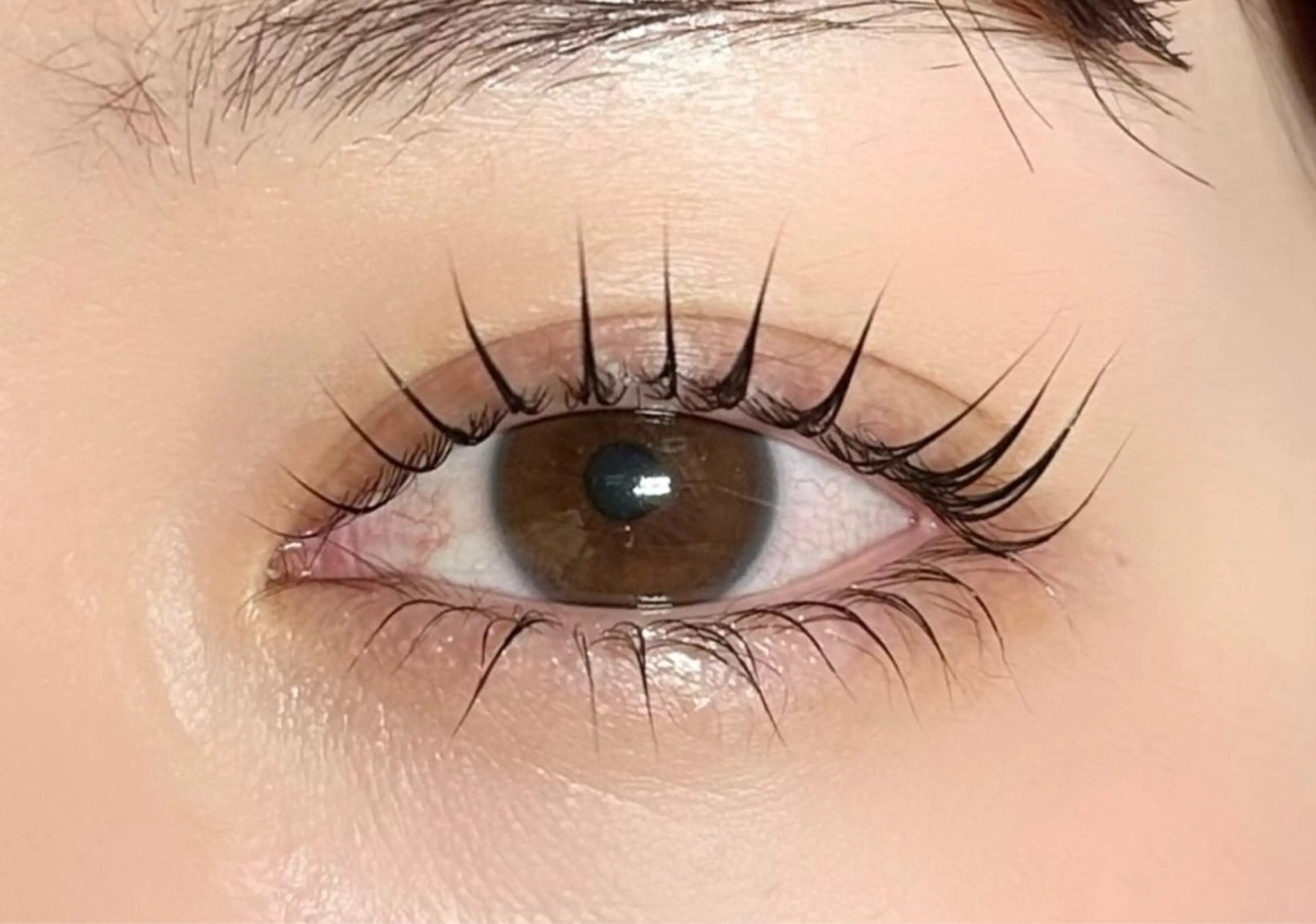 マツエク・マツパ バインドロック 束感まつ毛 フラットラッシュ ナチュラル パリジェンヌラッシュリフト YK 美学院のネイルデザイン