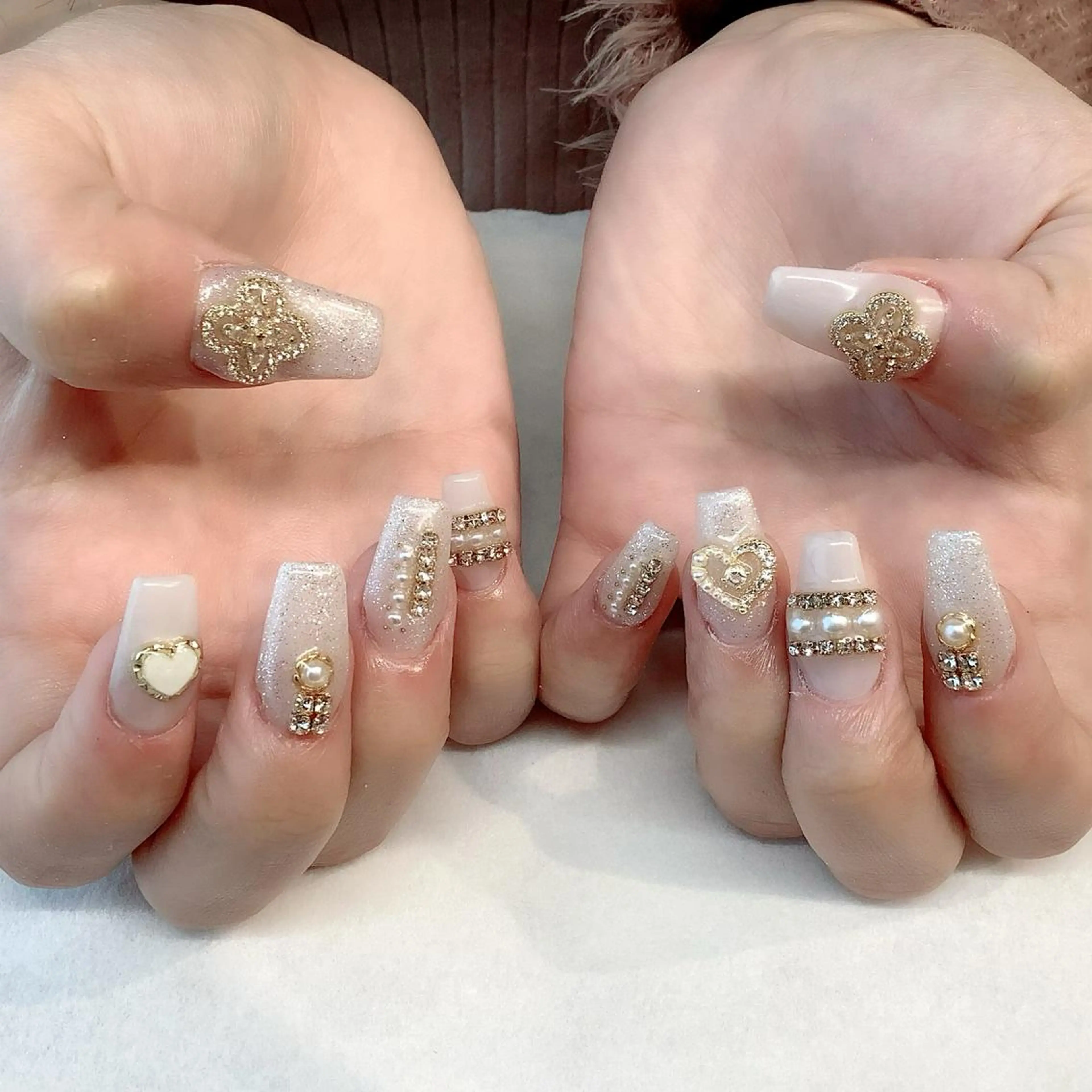 ネイル ハンドネイル 💎🐰 saki. m 🐰💎のネイルデザイン