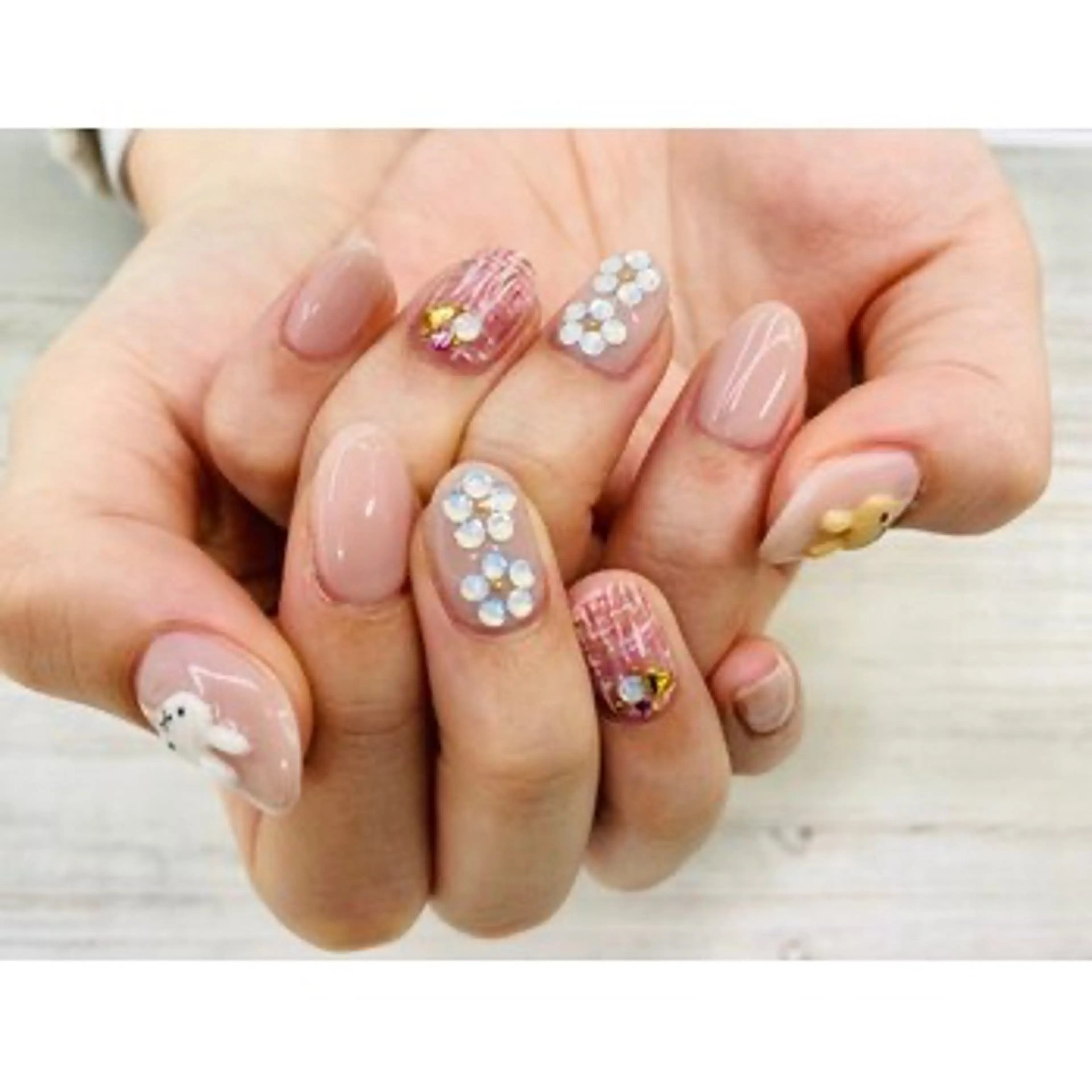 ネイル ハンドネイル ネイルサロン nail_upのネイルデザイン