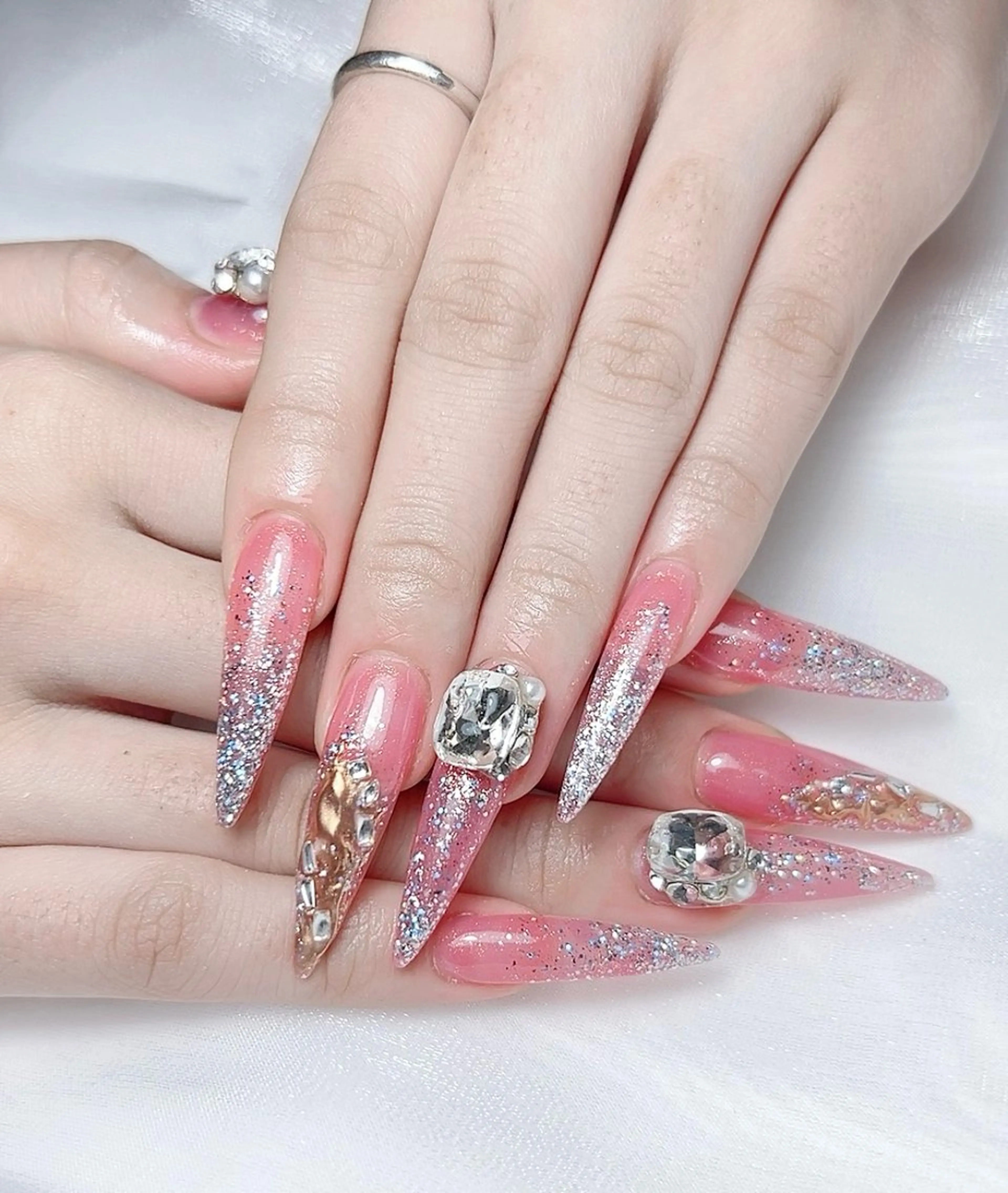 ネイル M🌷nail 長さだし専門店のネイルデザイン