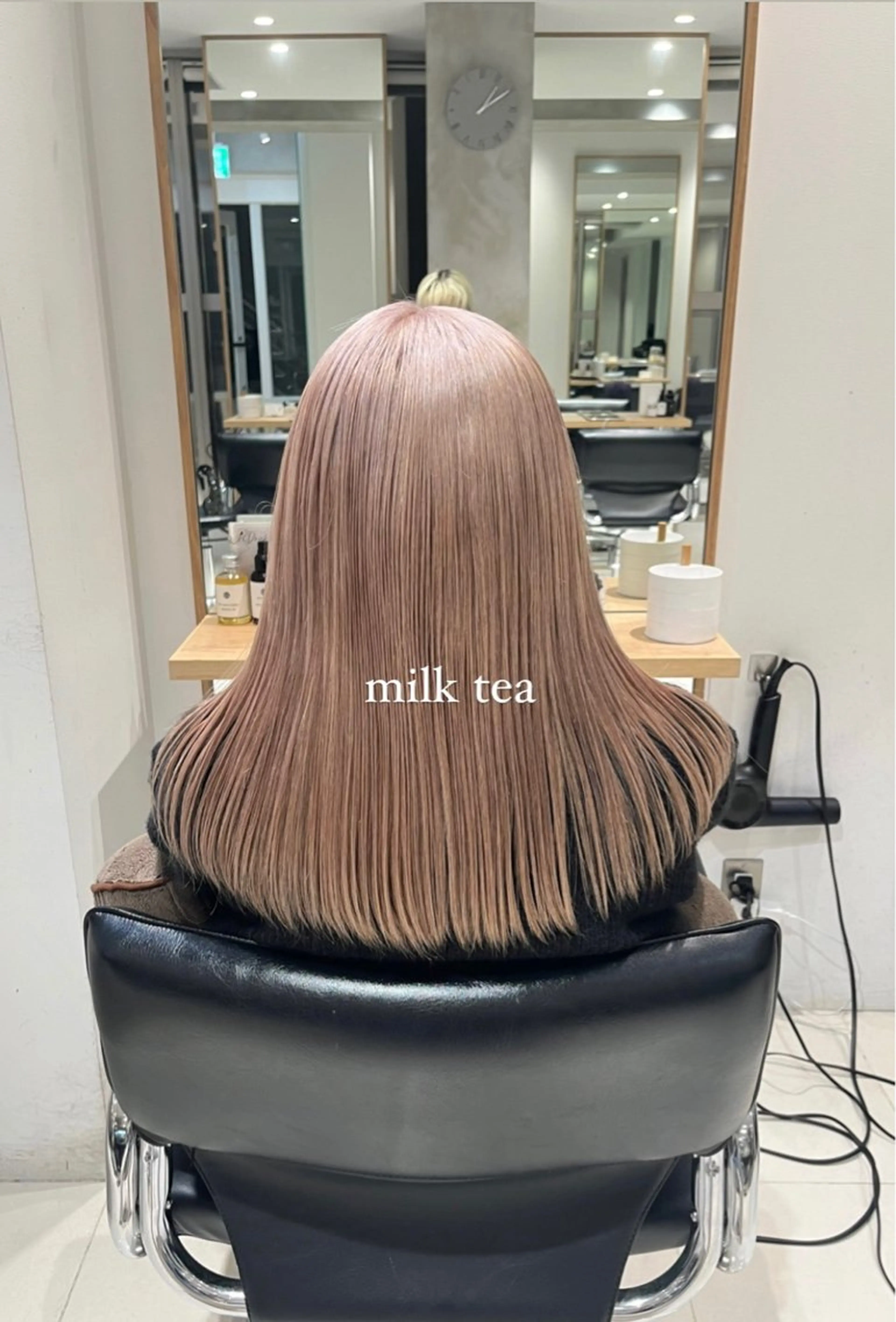 ロング MAYU/ハイトーン /レイヤーカットのヘアスタイル