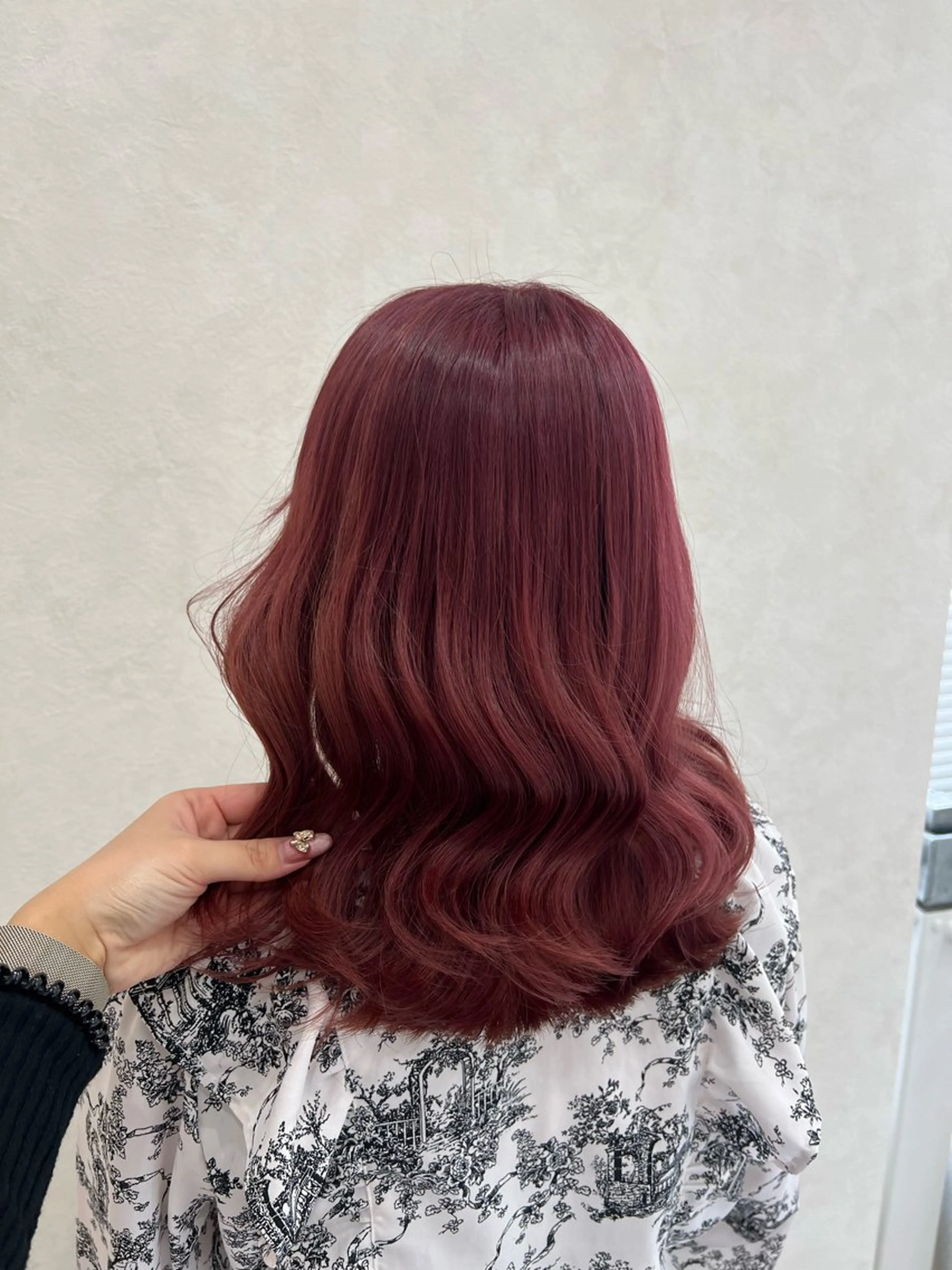 セミロング 韓国風🫧艶カラー 💟ran💟のヘアスタイル