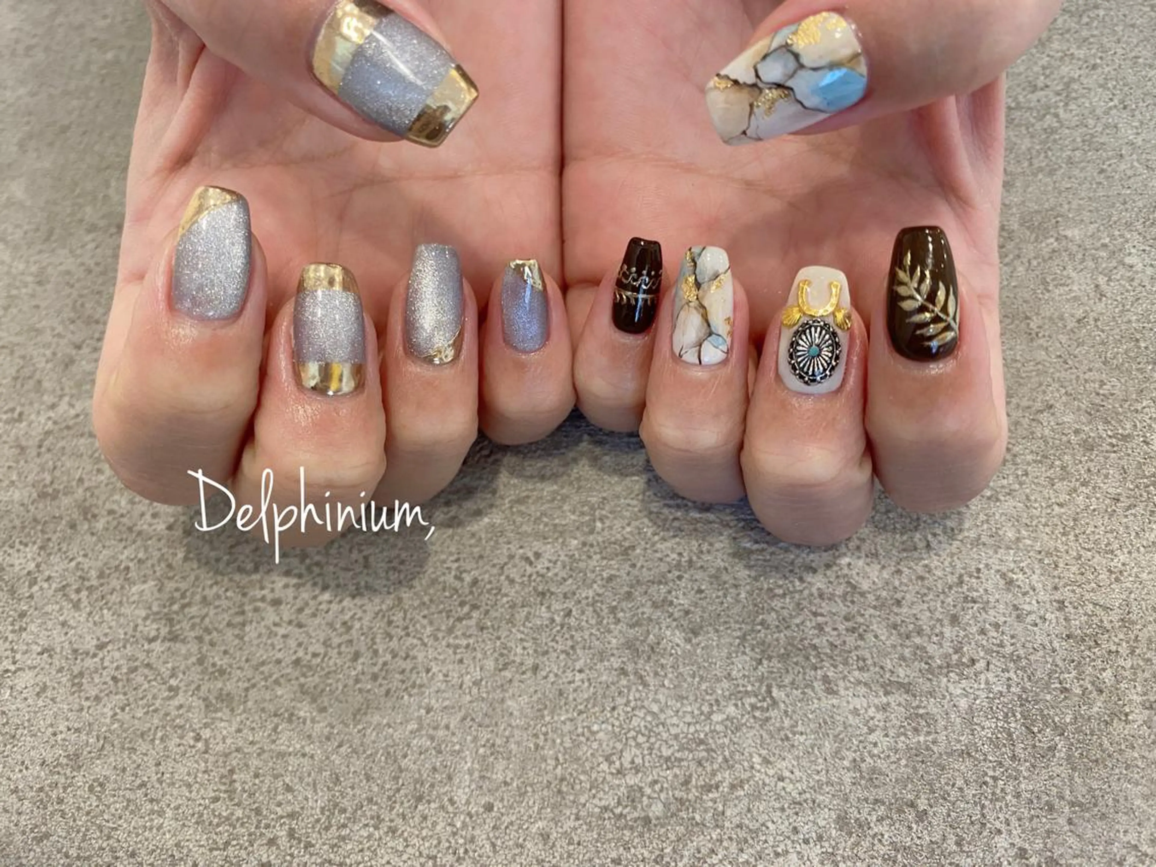 ネイル カジュアル ジェルネイル マグネットネイル パラジェル ハンドネイル 岡本 友恵のネイルデザイン