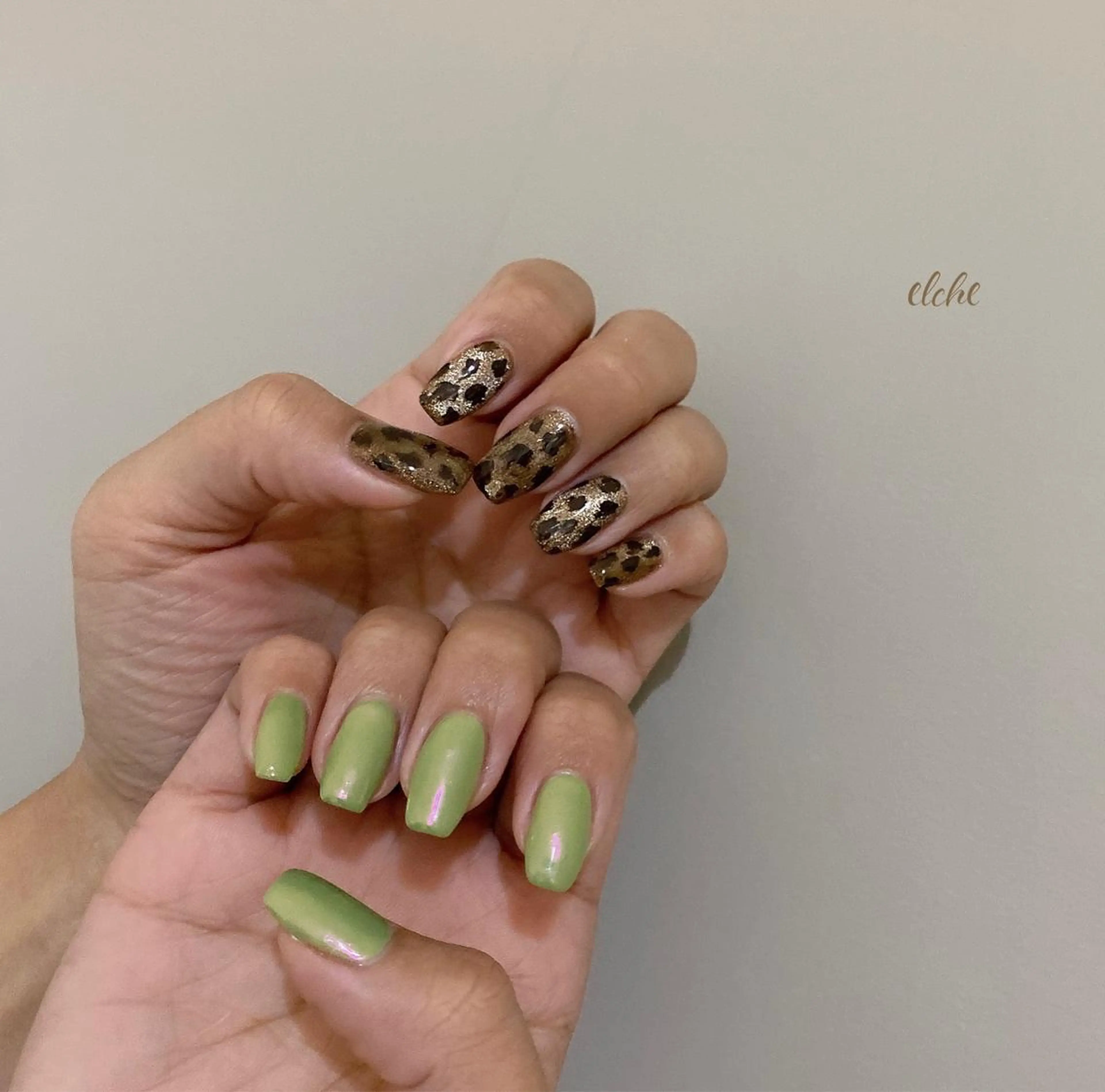 ネイル ハンドネイル 西岡 杏のネイルデザイン