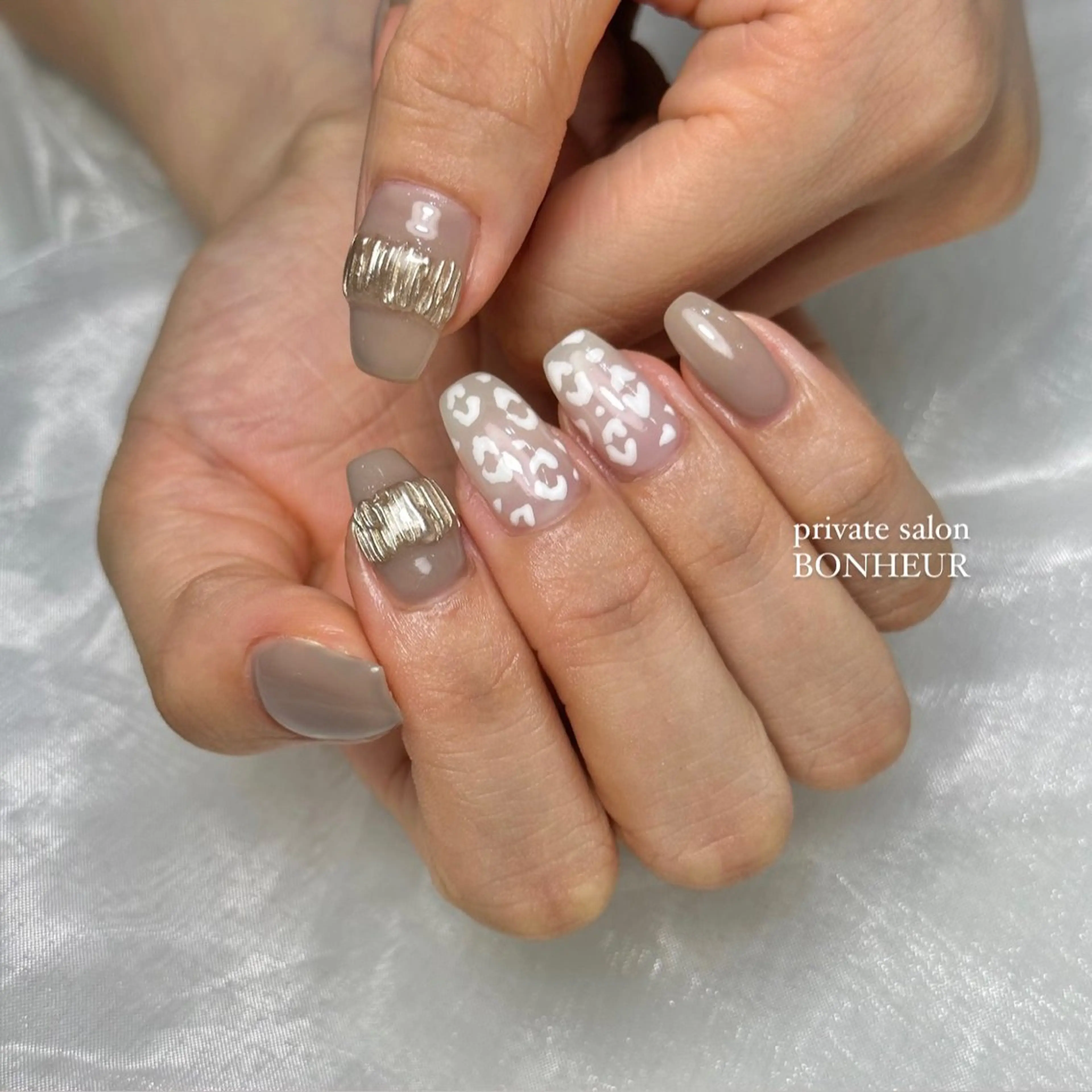 ネイル ハンドネイル BONHEUR Annaのネイルデザイン