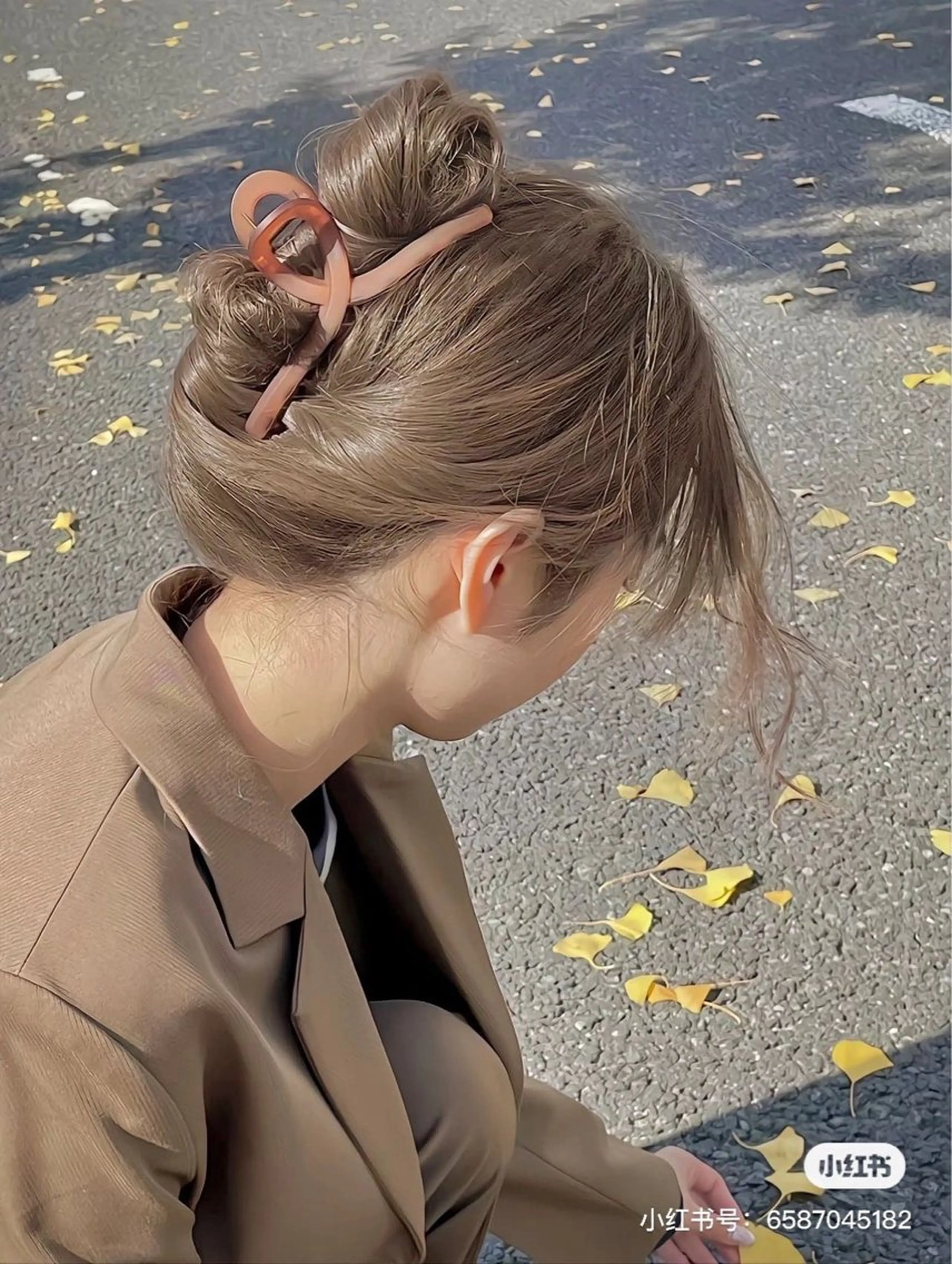 ロング カラー ベージュカラー ブリーチ ダブルカラー ハイトーンカラー ナチュラルなヘア /ヨシダトモキのヘアスタイル