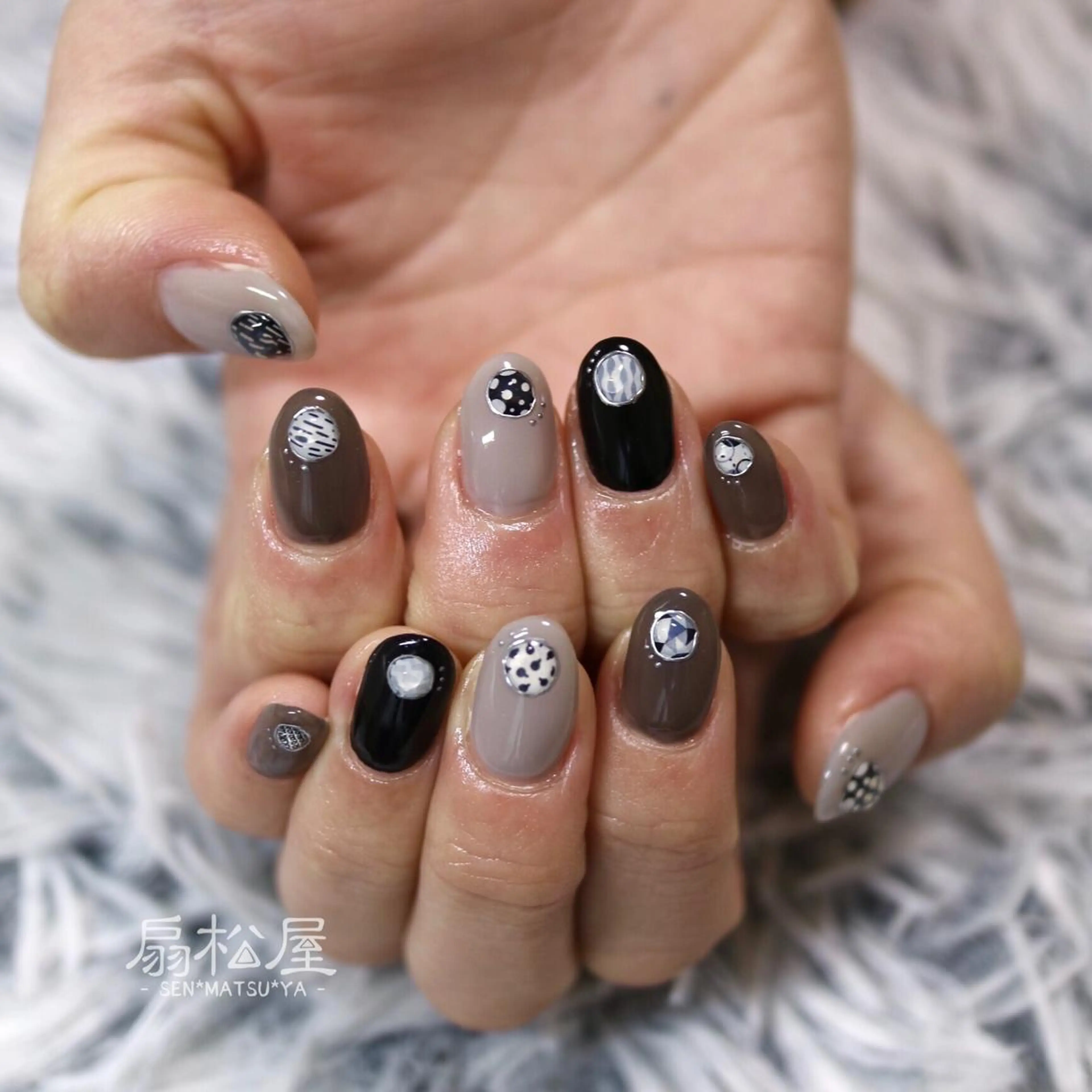 ネイル 扇松屋 marie.nのネイルデザイン