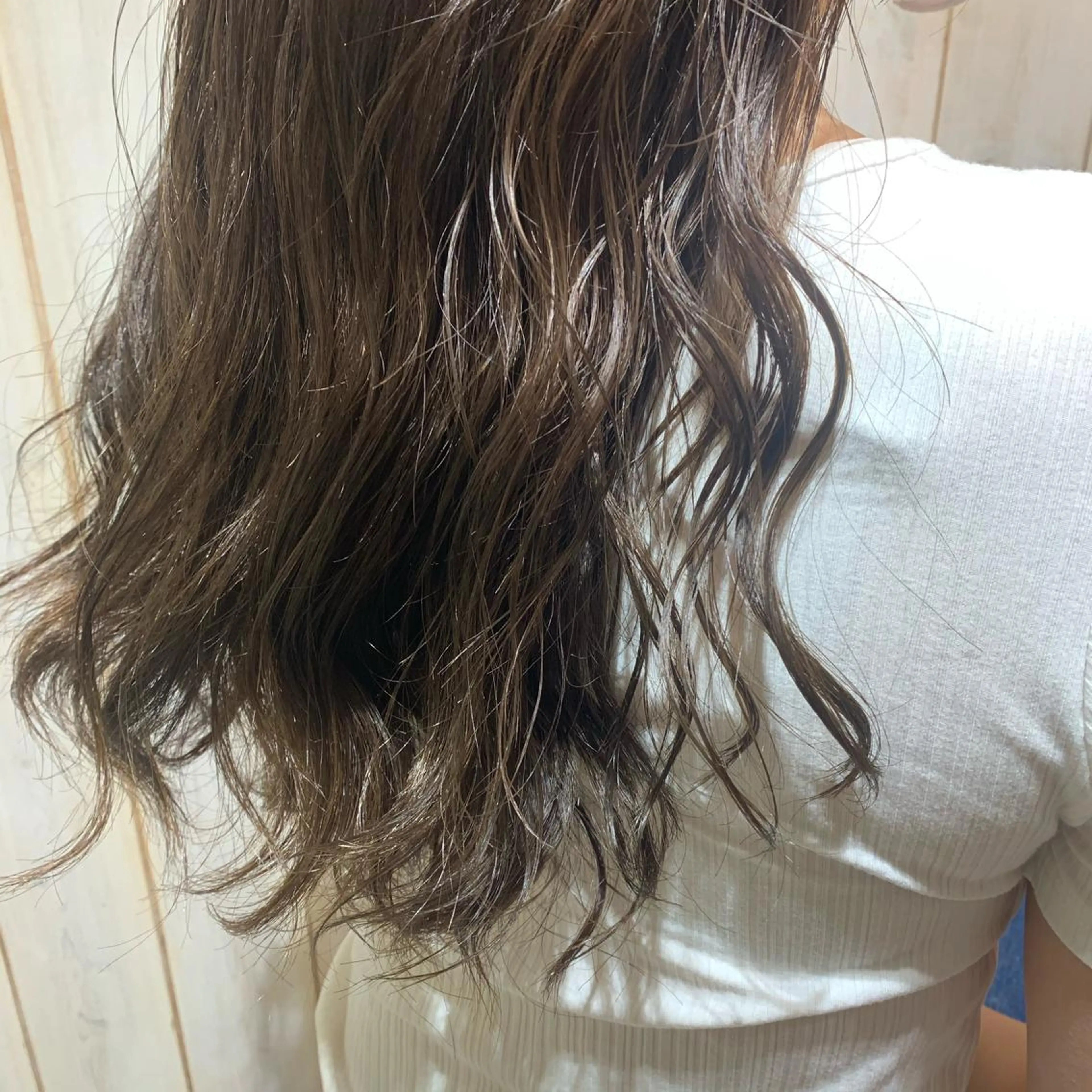 ロング カラー ヘアカラー トリートメント 中井 茅佳のヘアスタイル