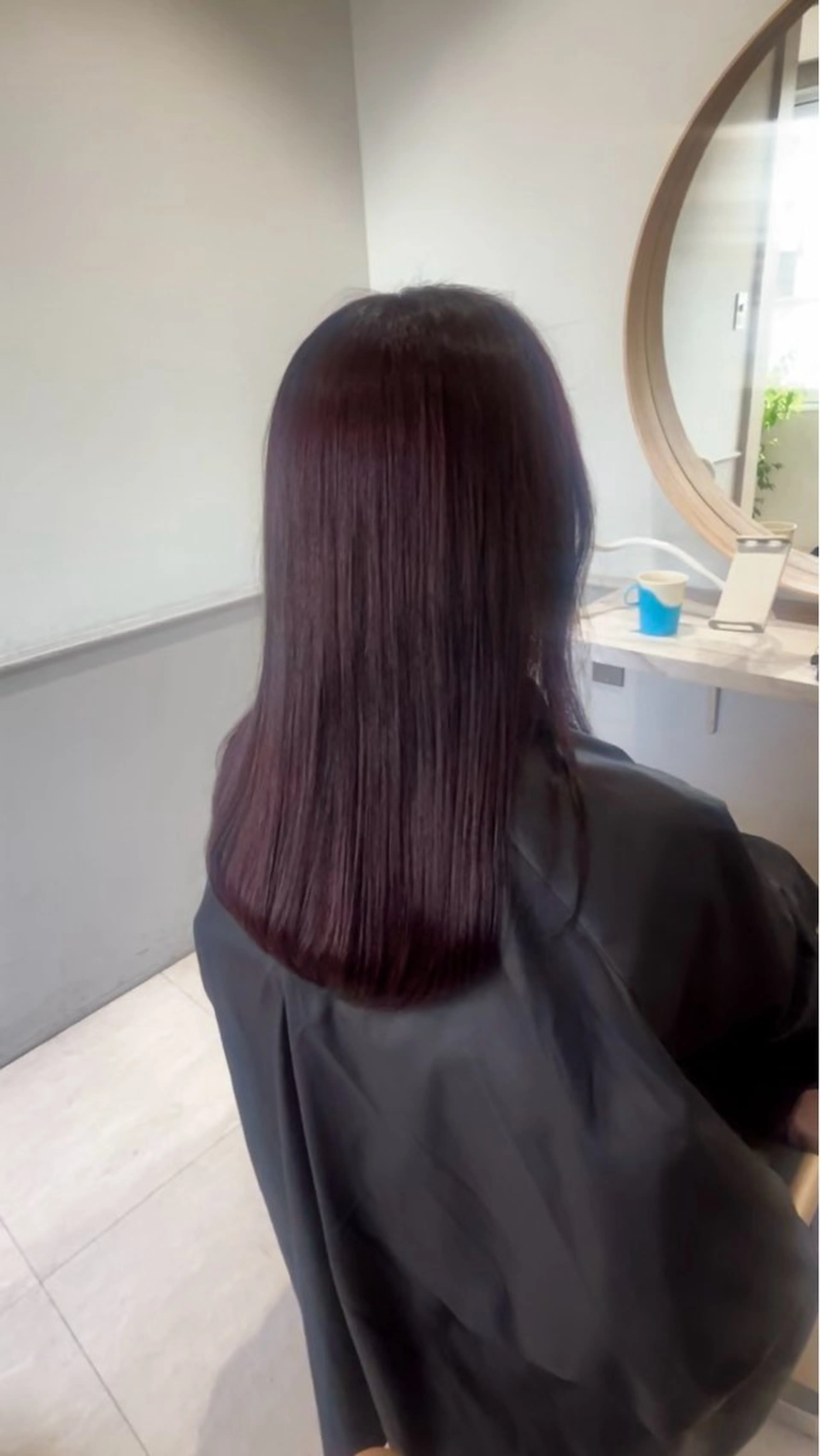 カラー ディープパープル ニトウ レイナ🌺🌴🐠のヘアスタイル