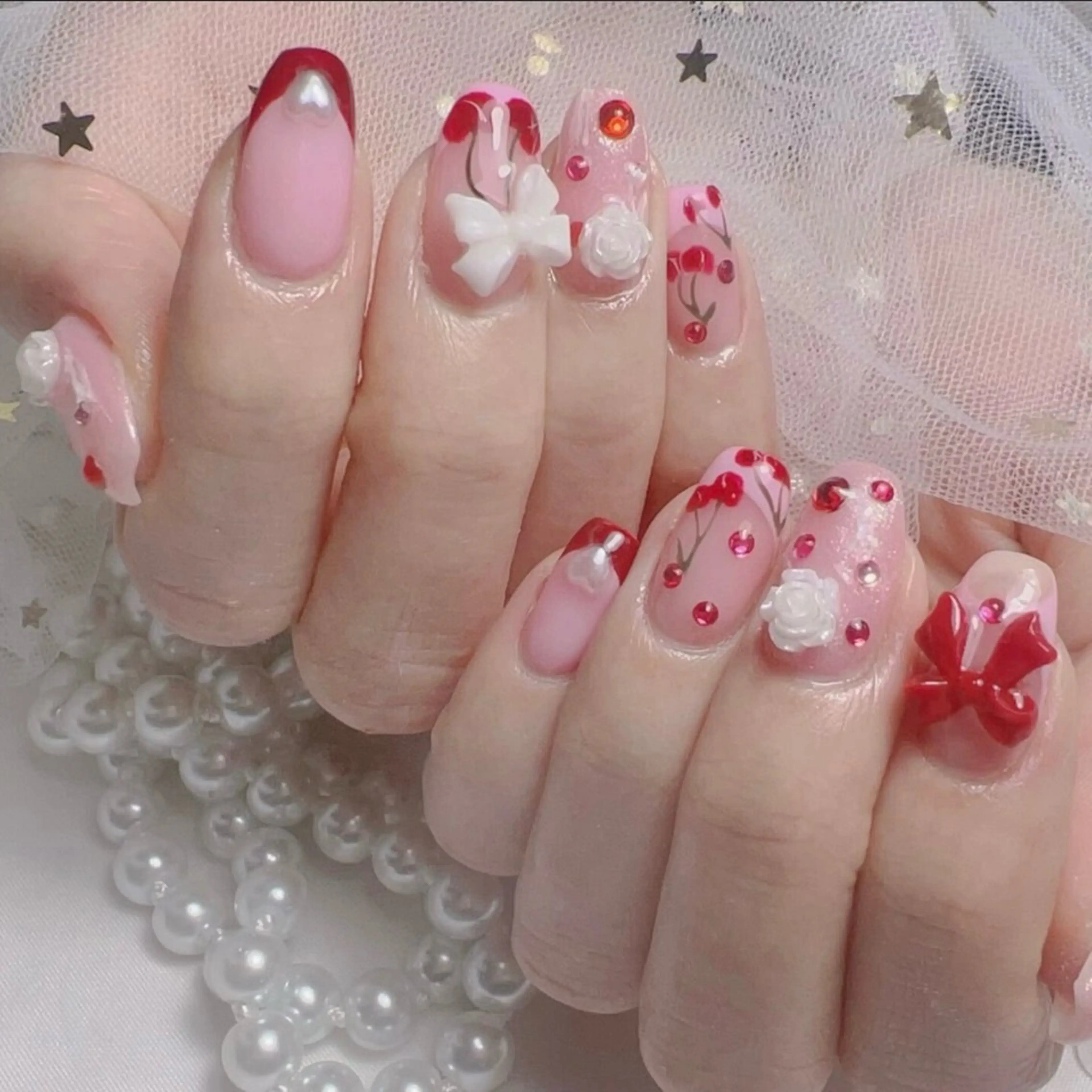 ネイル アートネイル フレンチネイル ジェルネイル グラデーション 韓国ネイル ハンドネイル 💕鈴木ユリ パラジェル/オフ無料のネイルデザイン