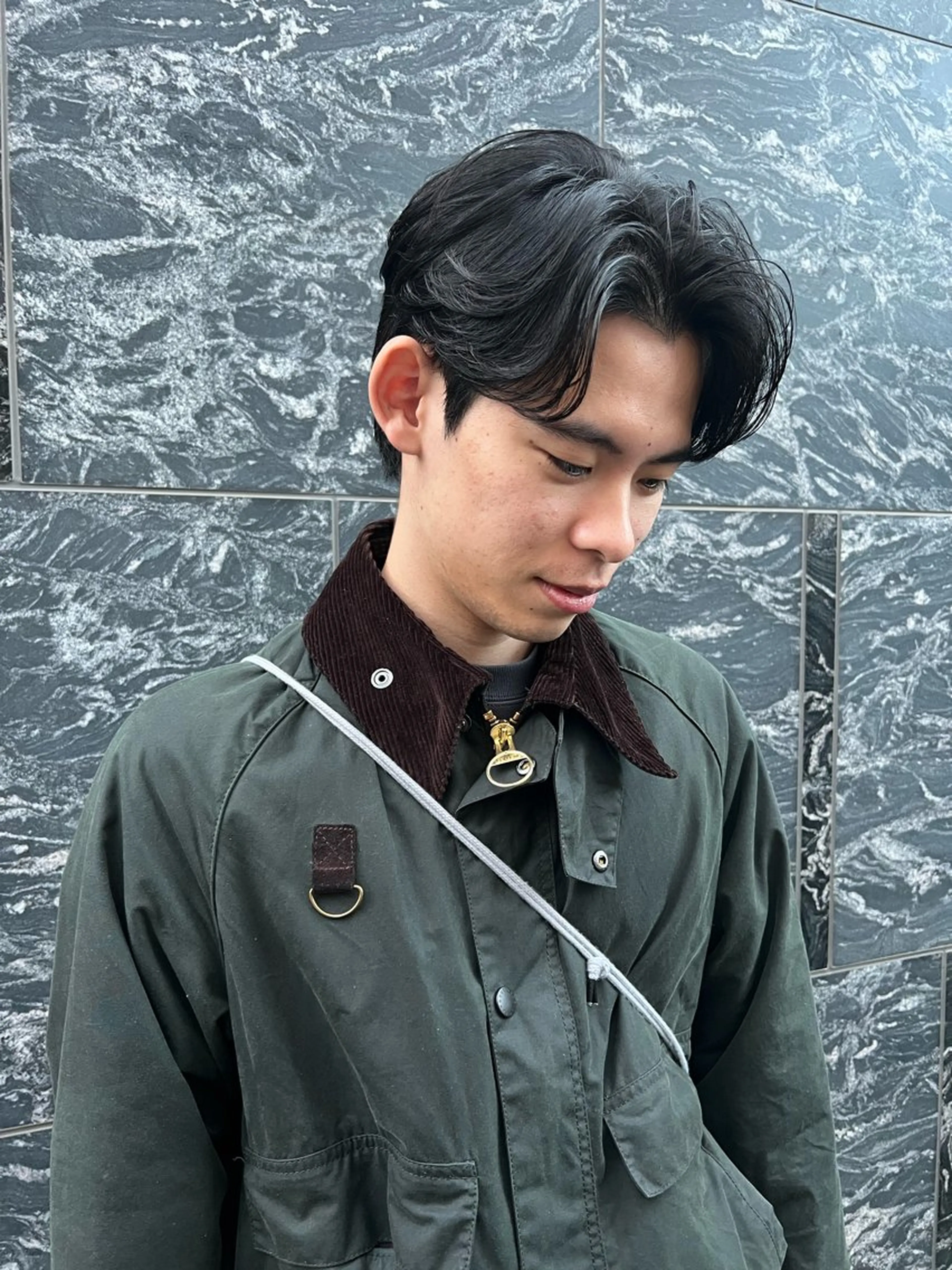 ショート パーマ メンズ センターパート 樋野 亮のヘアスタイル